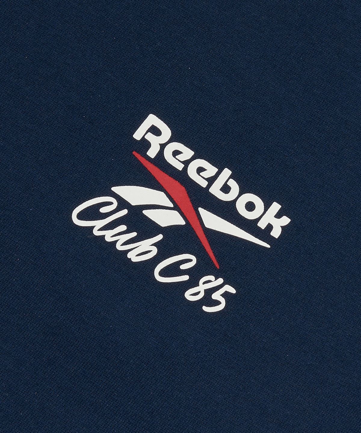 리복(REEBOK) 클럽C 40주년 그래픽 티셔츠 - 네이비