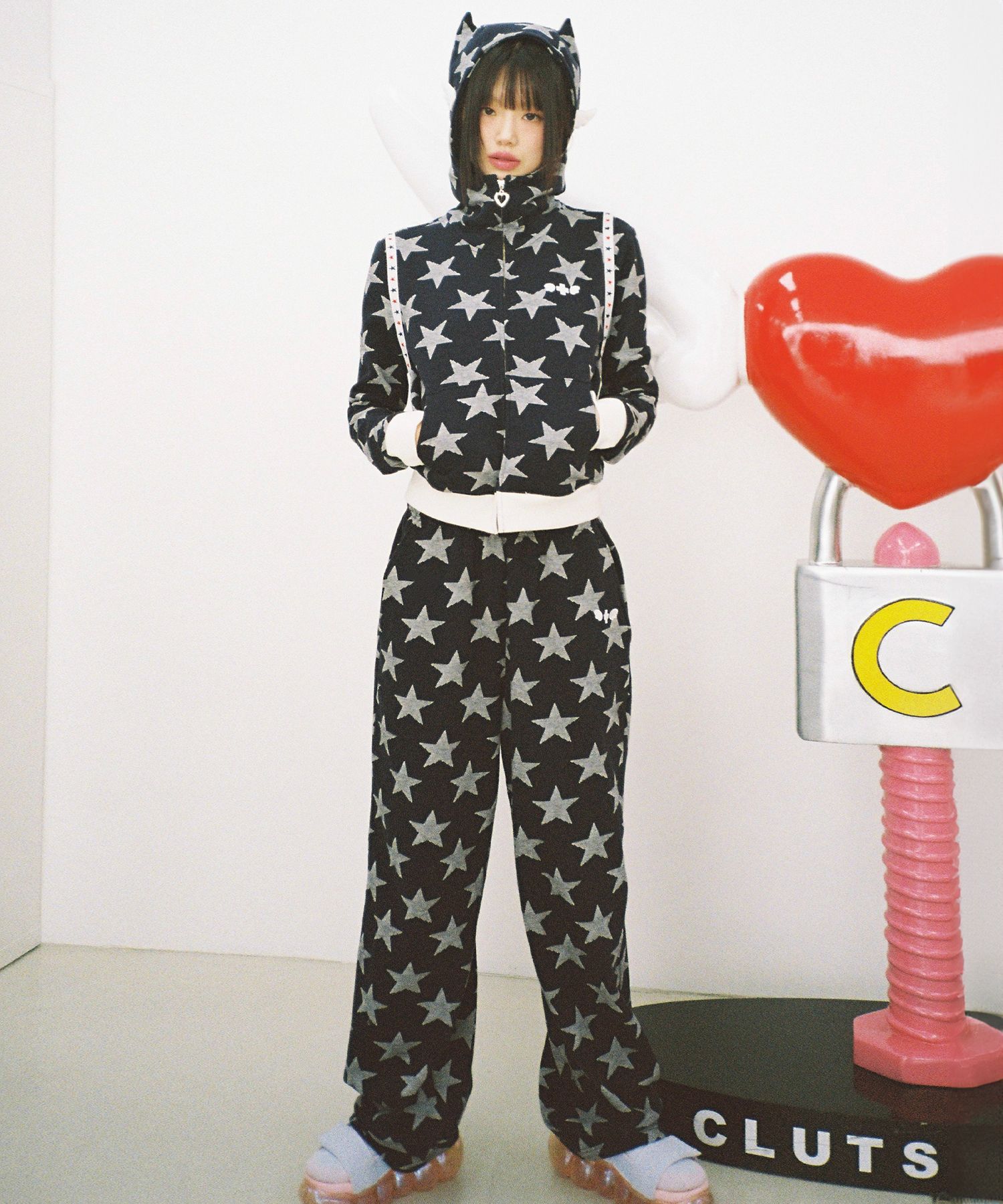 【CLUT STUDIO】 Angel of Star Wing Track Pants パンツ MUSINSA | CLUT STUDIO Star Angel Wings Track Pants - Navy