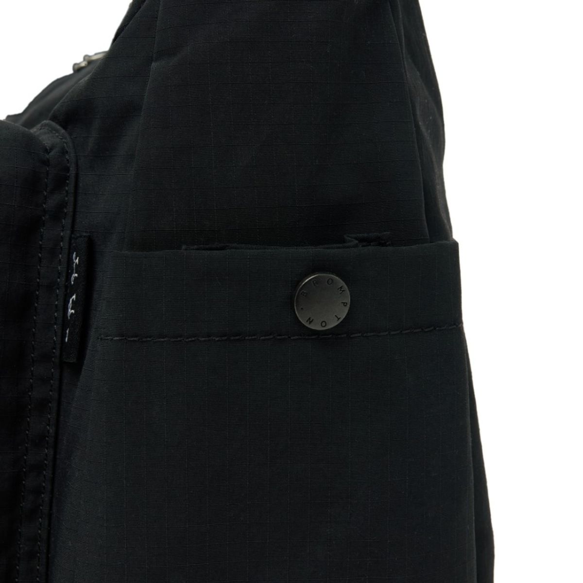 브롬톤 런던(BROMPTON LONDON) TASLAN RIPSTOP HOBO BAG - BLACK (P255ACR402)