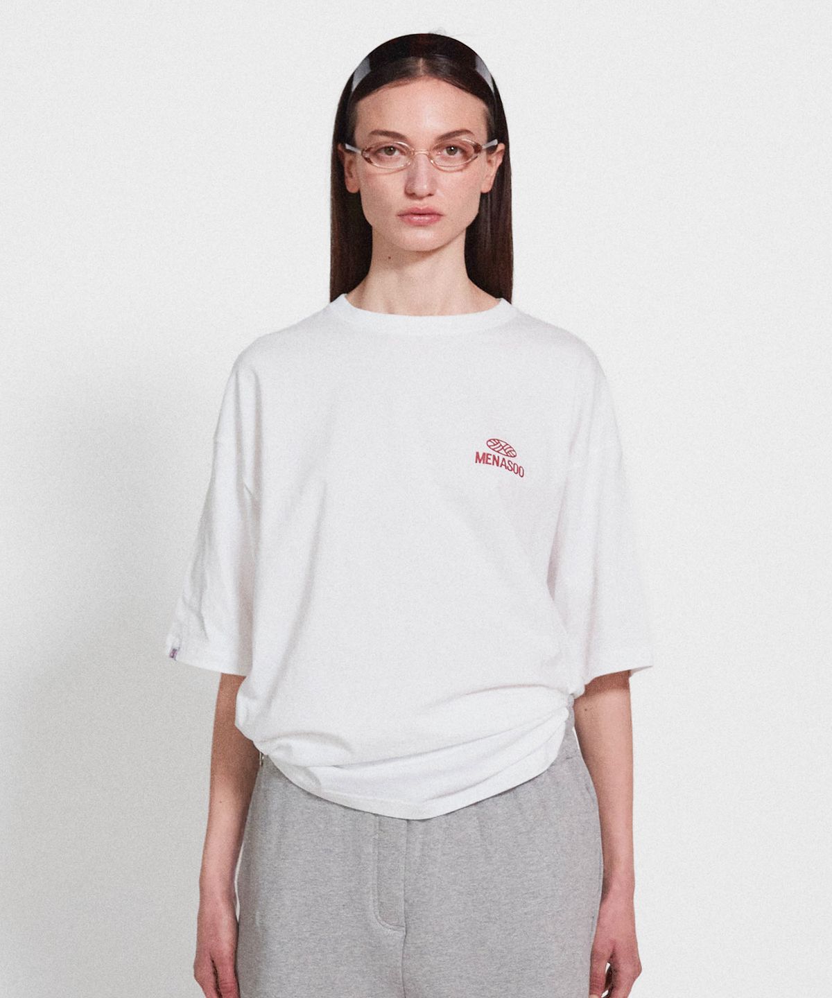 미나수(MENASOO) Wave Hearttrack Graphic T Shirt_White