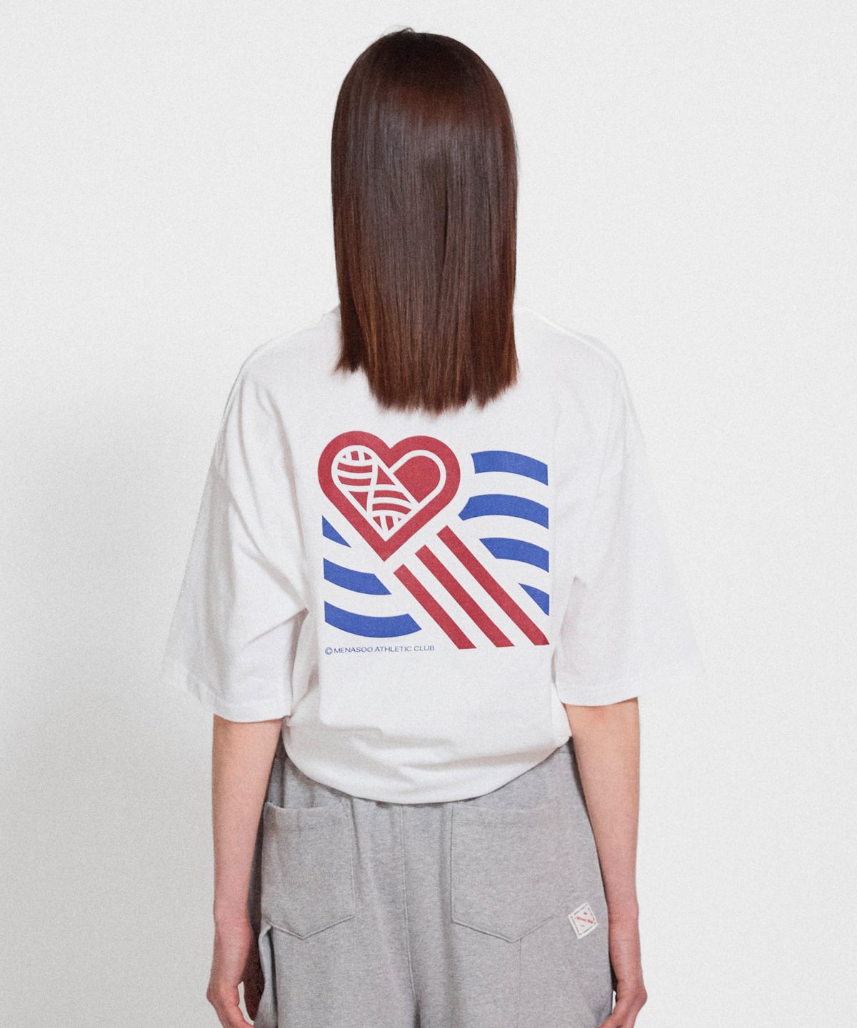 미나수(MENASOO) Wave Hearttrack Graphic T Shirt_White