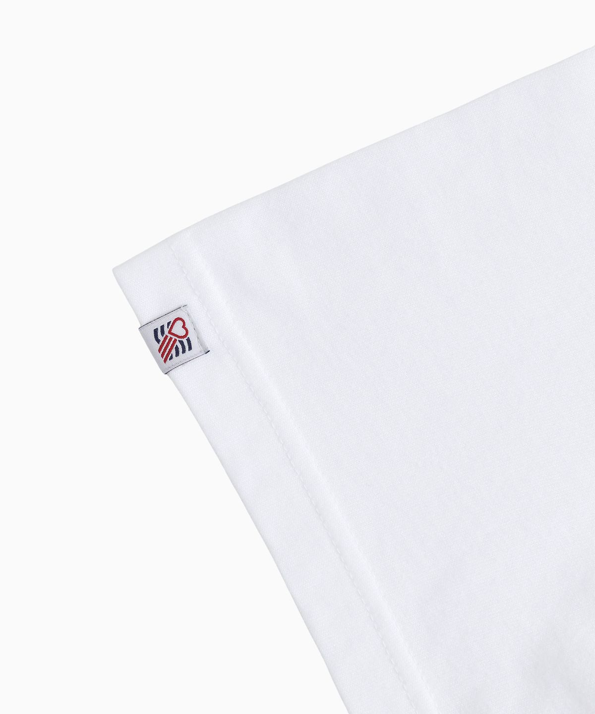 미나수(MENASOO) Wave Hearttrack Graphic T Shirt_White