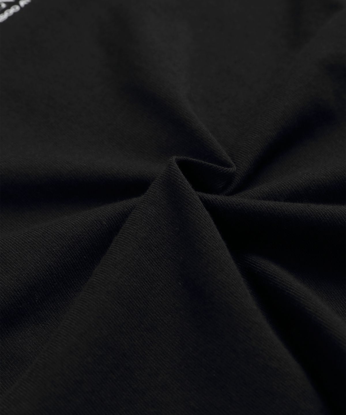 미나수(MENASOO) New Big Hearttrack Graphic T Shirt_Black_W