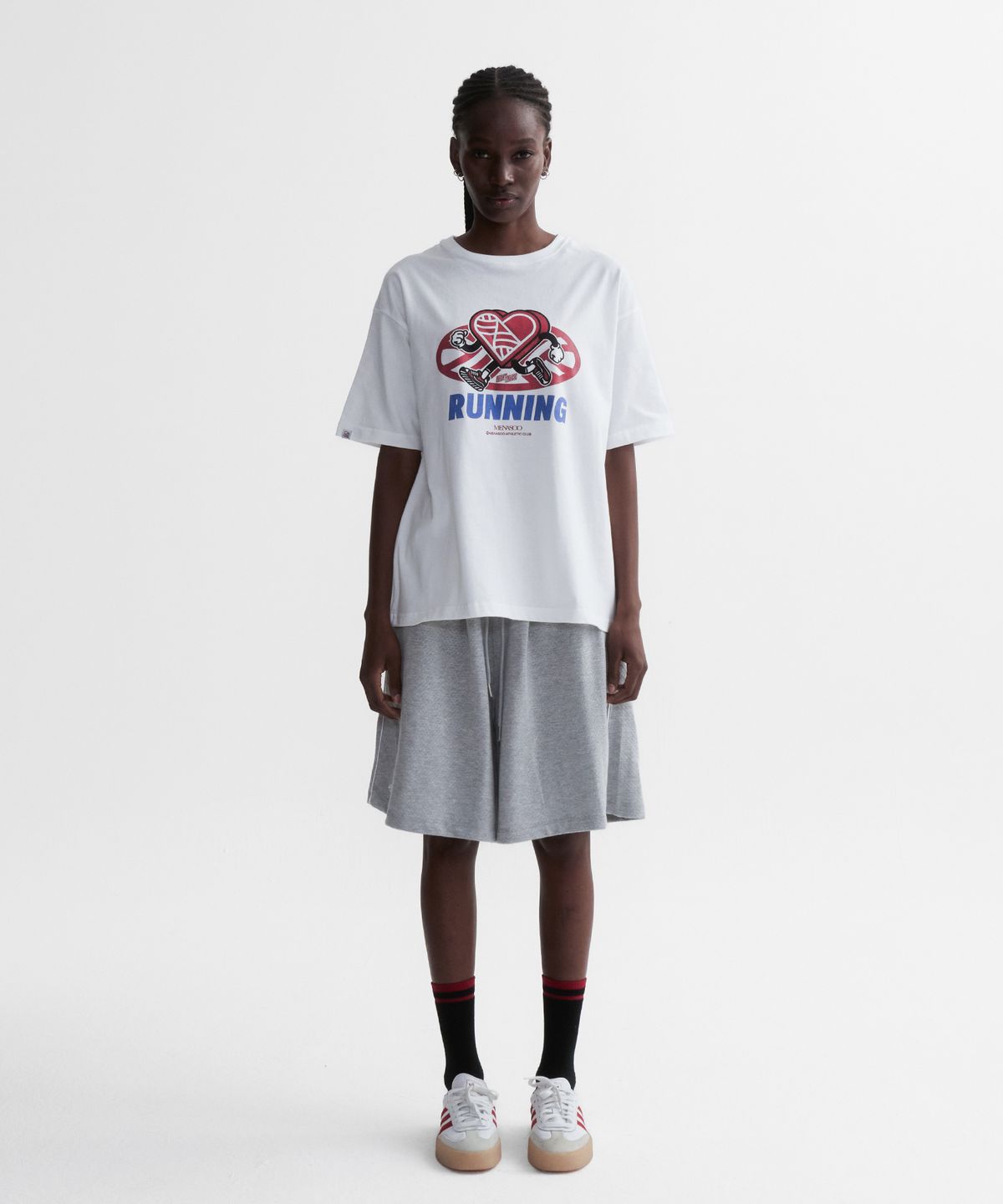 미나수(MENASOO) New Big Hearttrack Graphic T Shirt_White