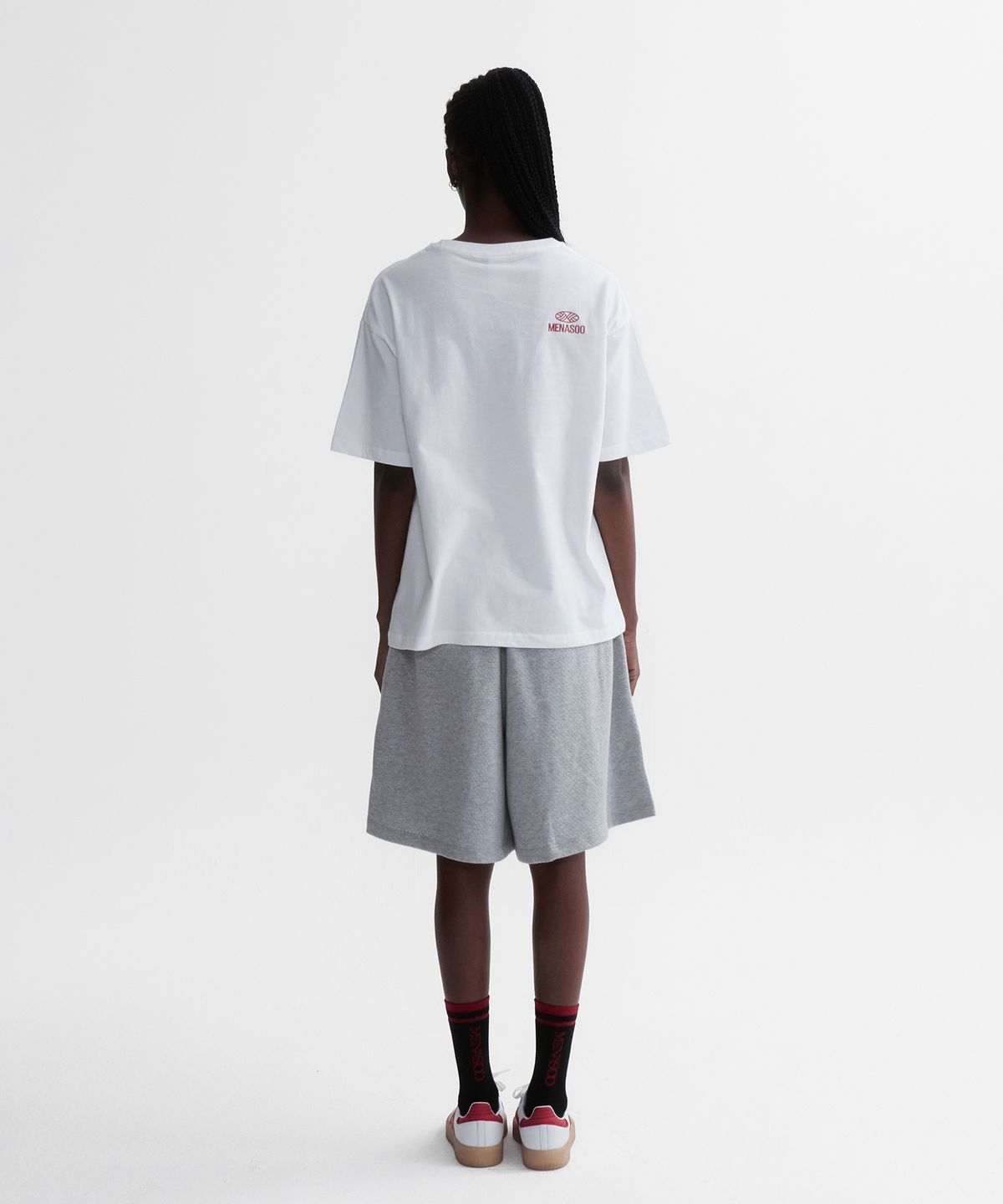 미나수(MENASOO) New Big Hearttrack Graphic T Shirt_White