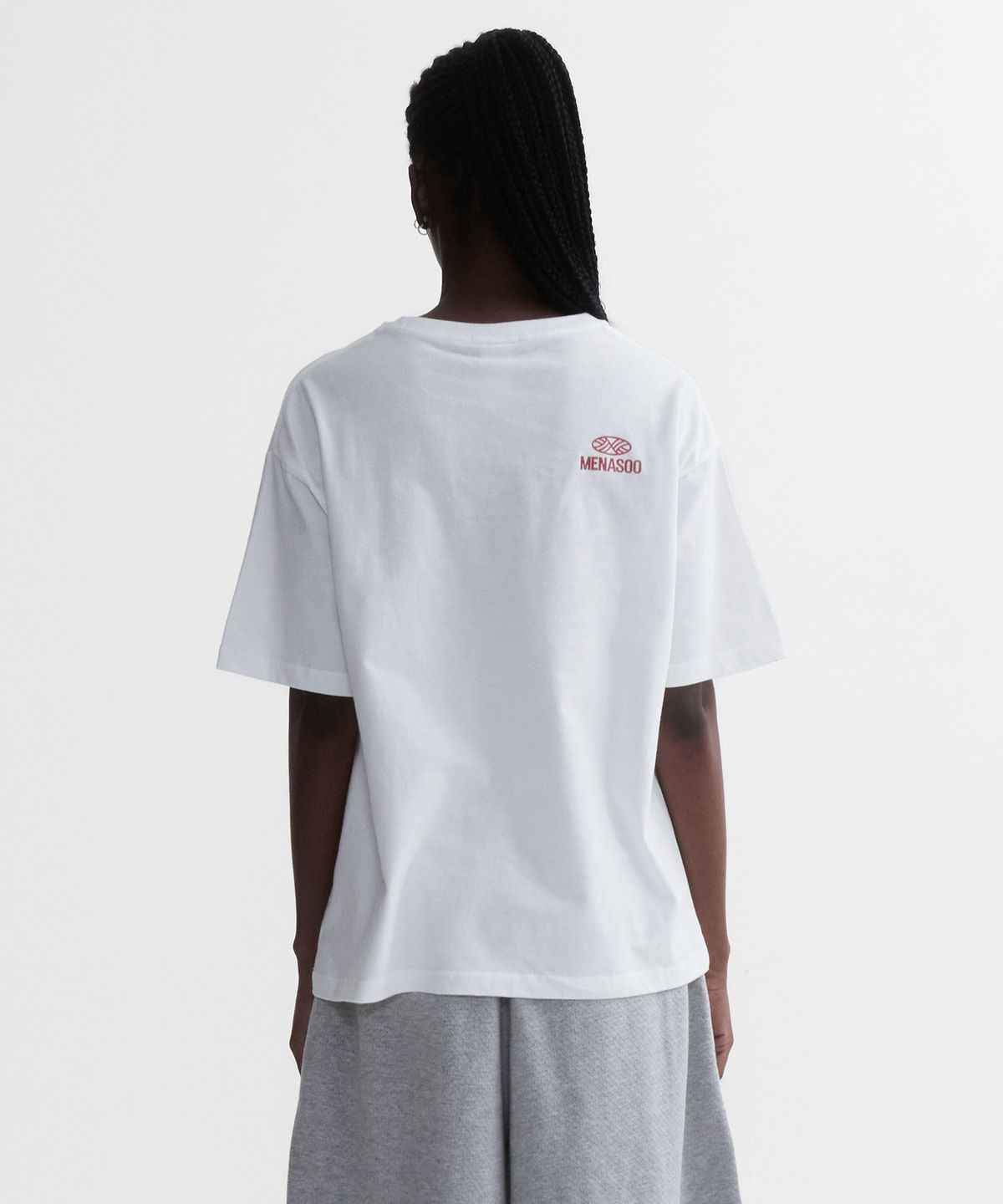 미나수(MENASOO) New Big Hearttrack Graphic T Shirt_White