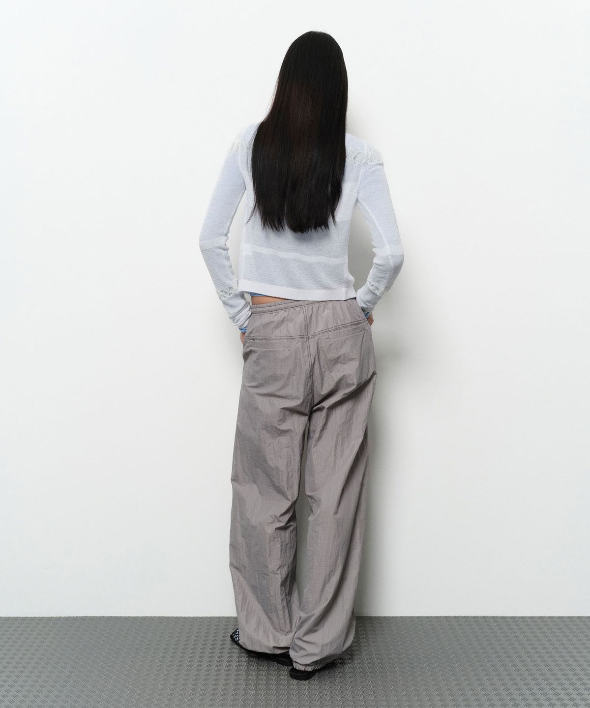다이애그널(DIAGONAL) SEE THROUGH SHIRRING CARDIGAN (ivory)