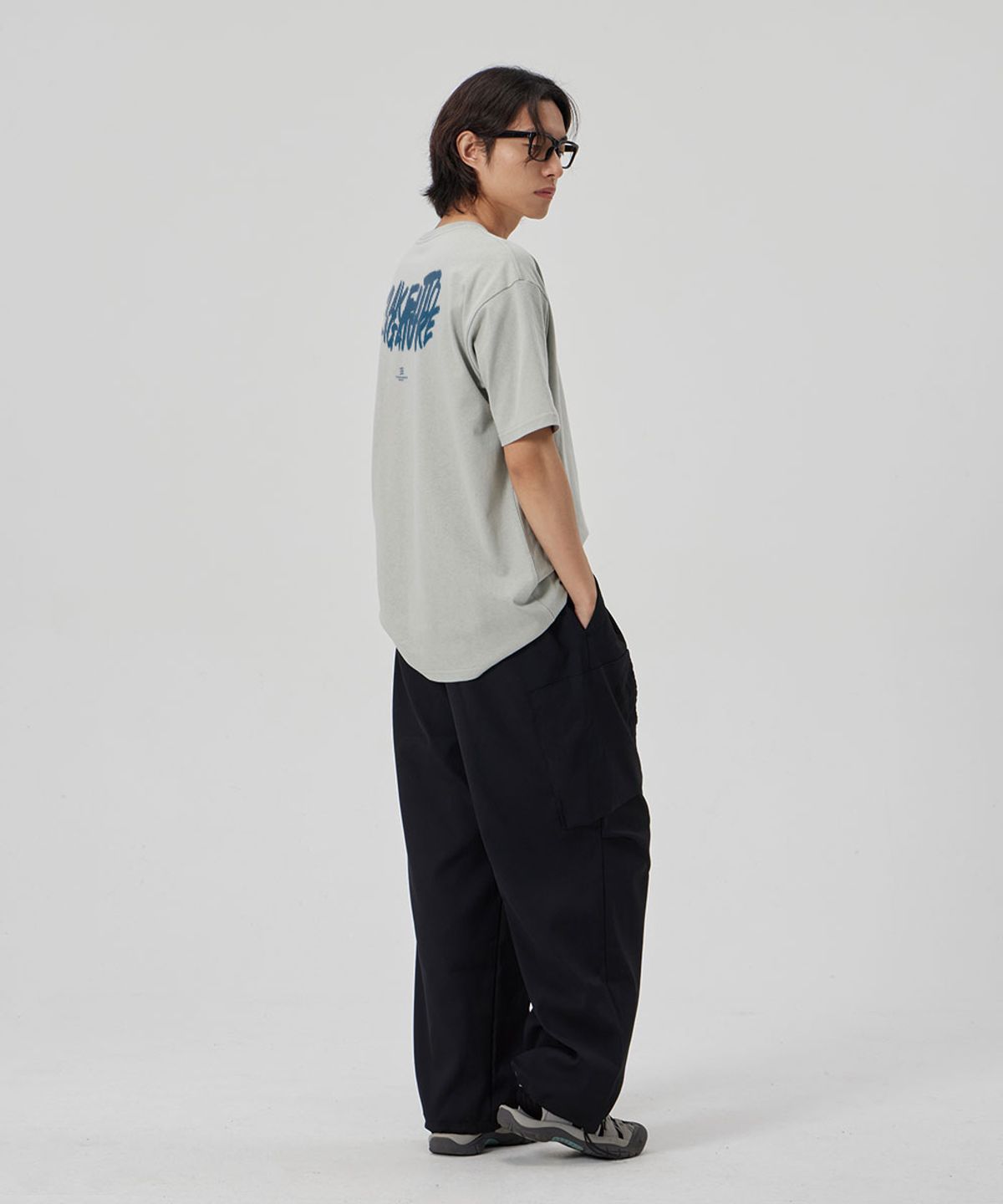 메이킷투(MAKEITTO) [GRAFFITI LOGO] CREW NECK TEE_MINT