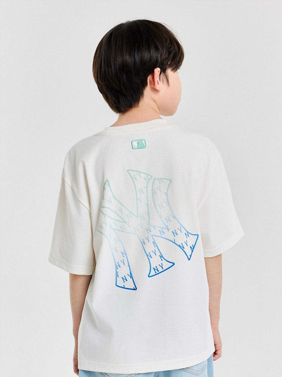 엠엘비 키즈(MLB KIDS) 클래식 모노그램 그라데이션 빅럭스 티셔츠 NY (Cream)