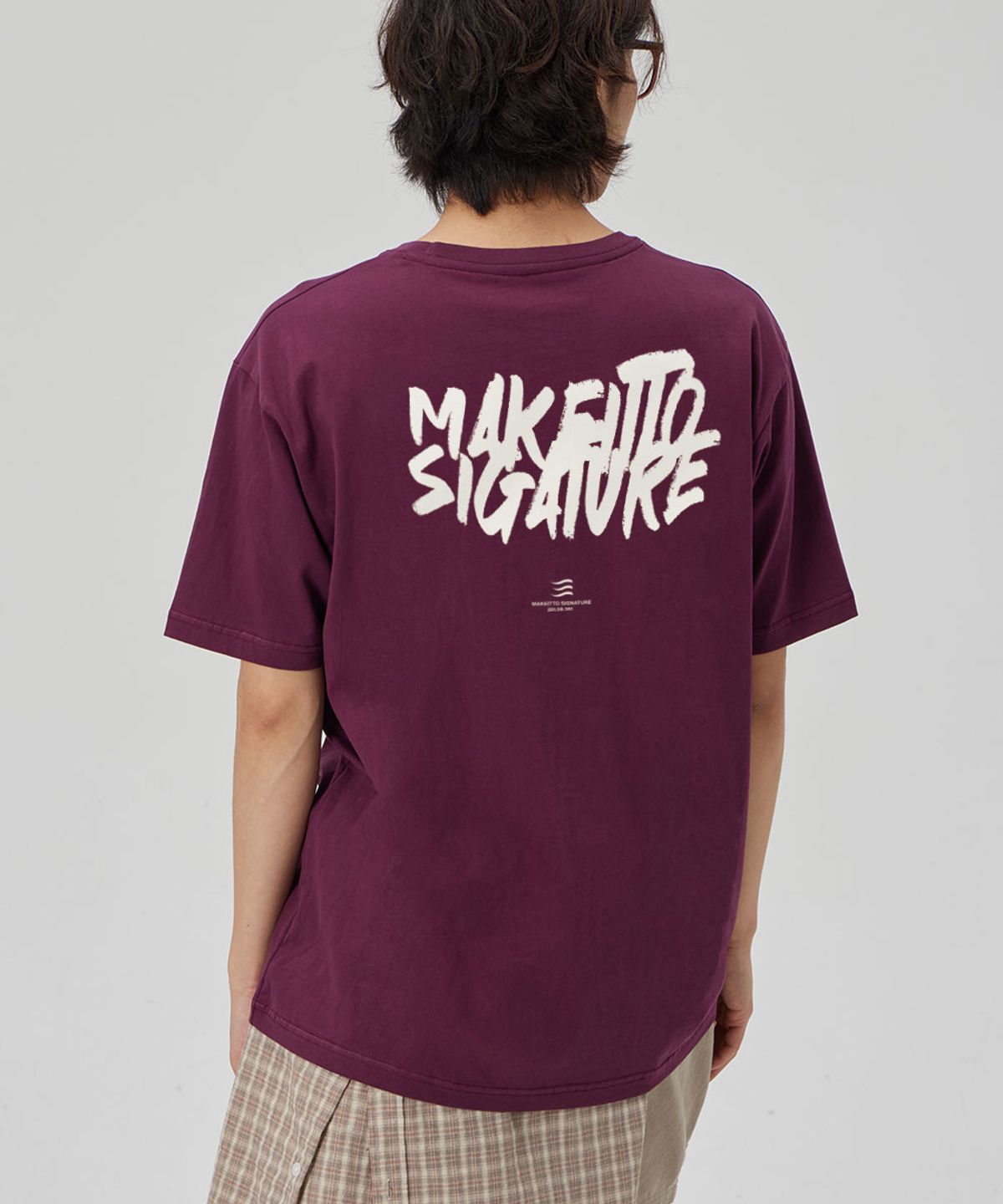 메이킷투(MAKEITTO) [GRAFFITI LOGO] CREW NECK TEE_WINE