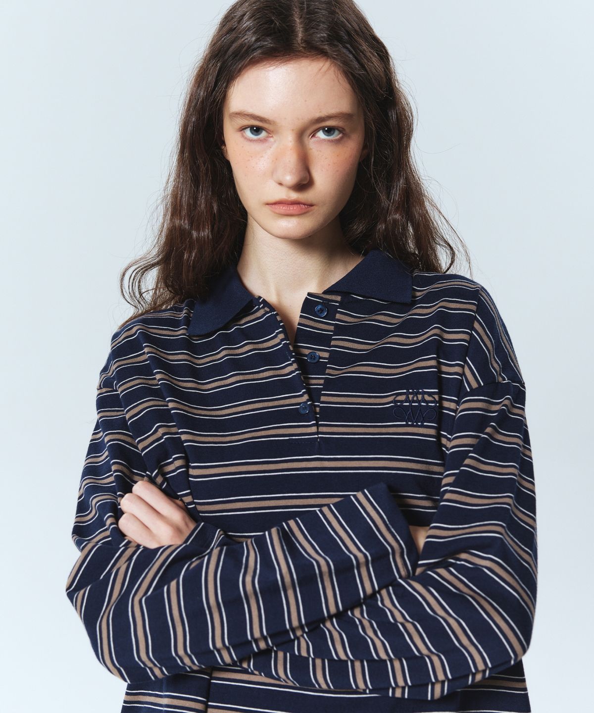 닉앤니콜(NICK&NICOLE) SIGNATURE LOGO STRIPE PK SLEEVE_NAVY