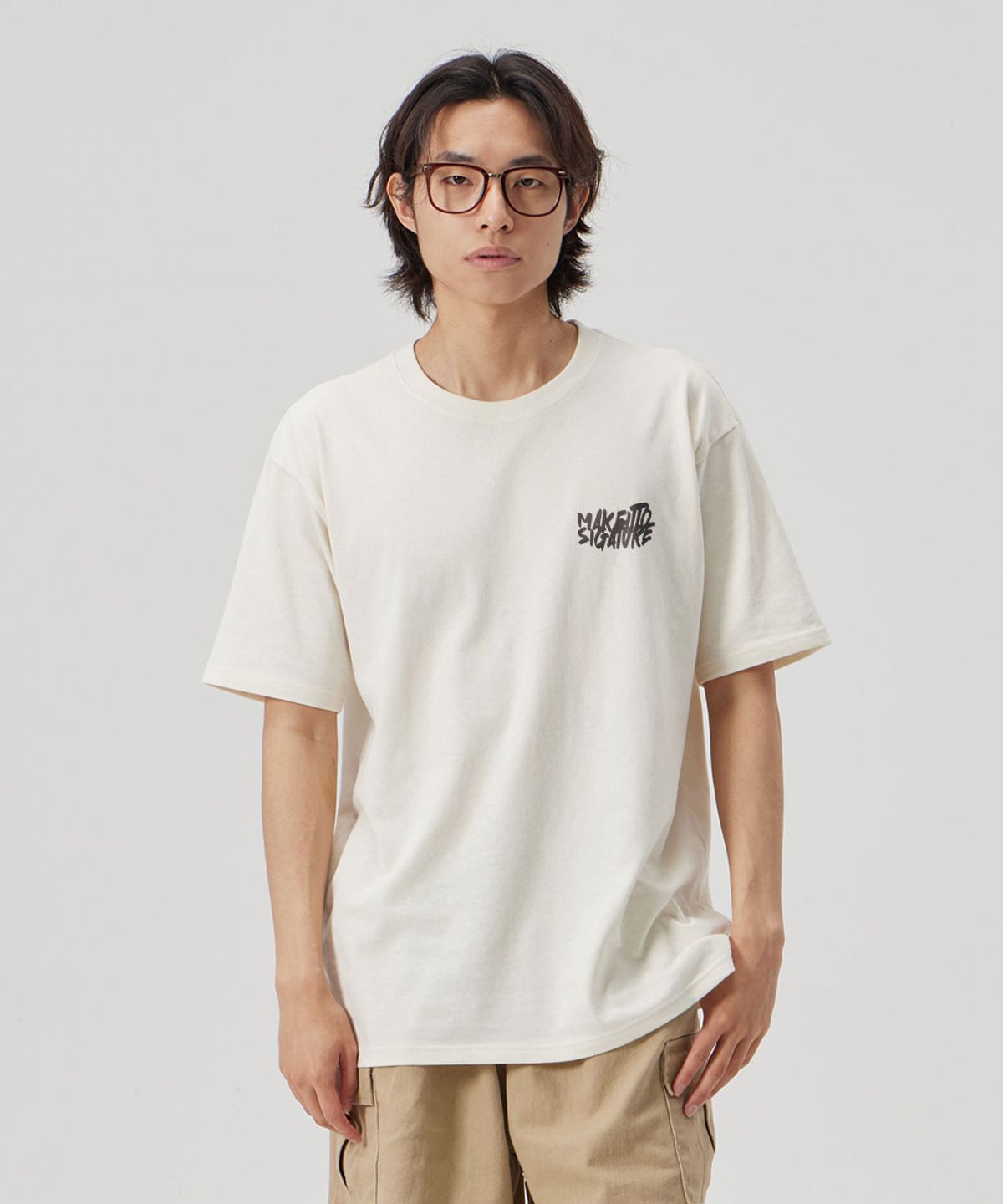 메이킷투(MAKEITTO) [GRAFFITI LOGO] CREW NECK TEE_CREAM