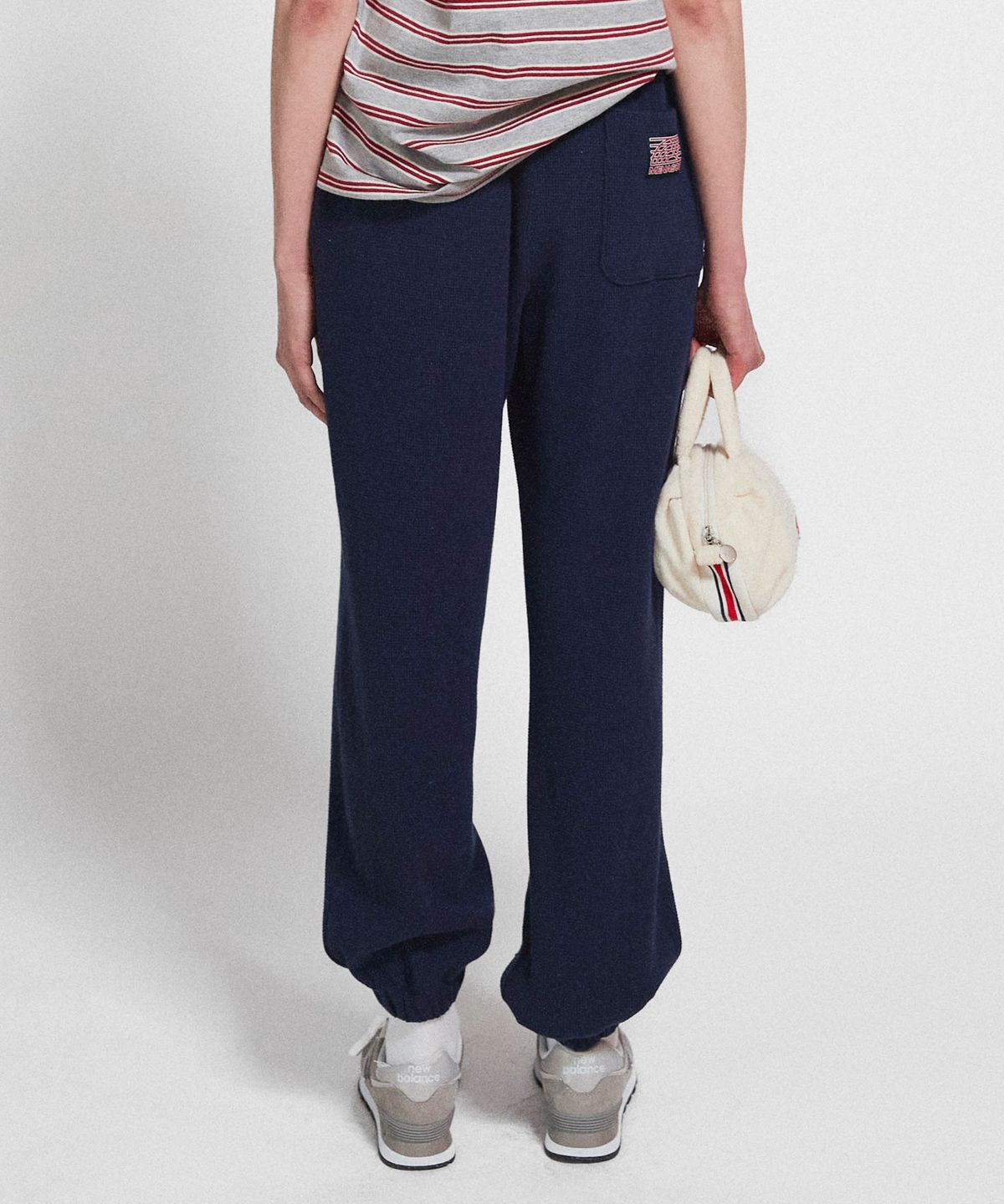 미나수(MENASOO) Track Logo Waffle Jogger Pants_Navy