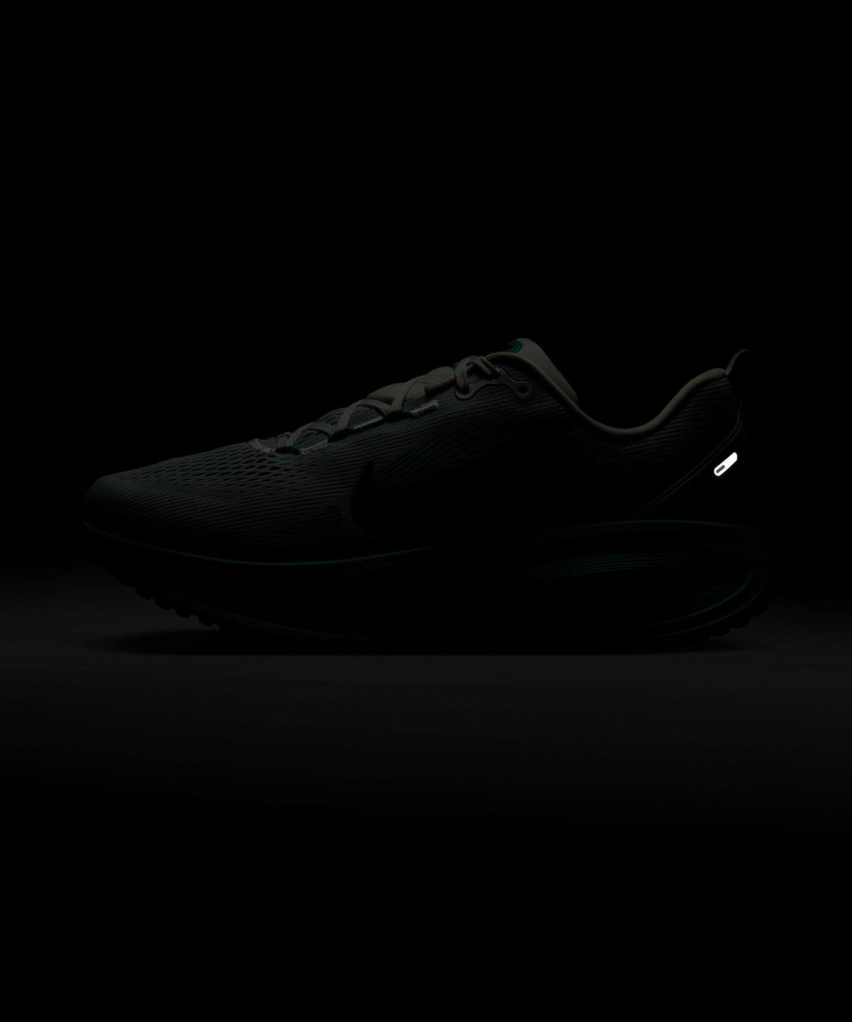 나이키(NIKE) 보메로 18 M - 서밋 화이트:더스티 캑터스:지오드 틸:블랙 / HM6803-103