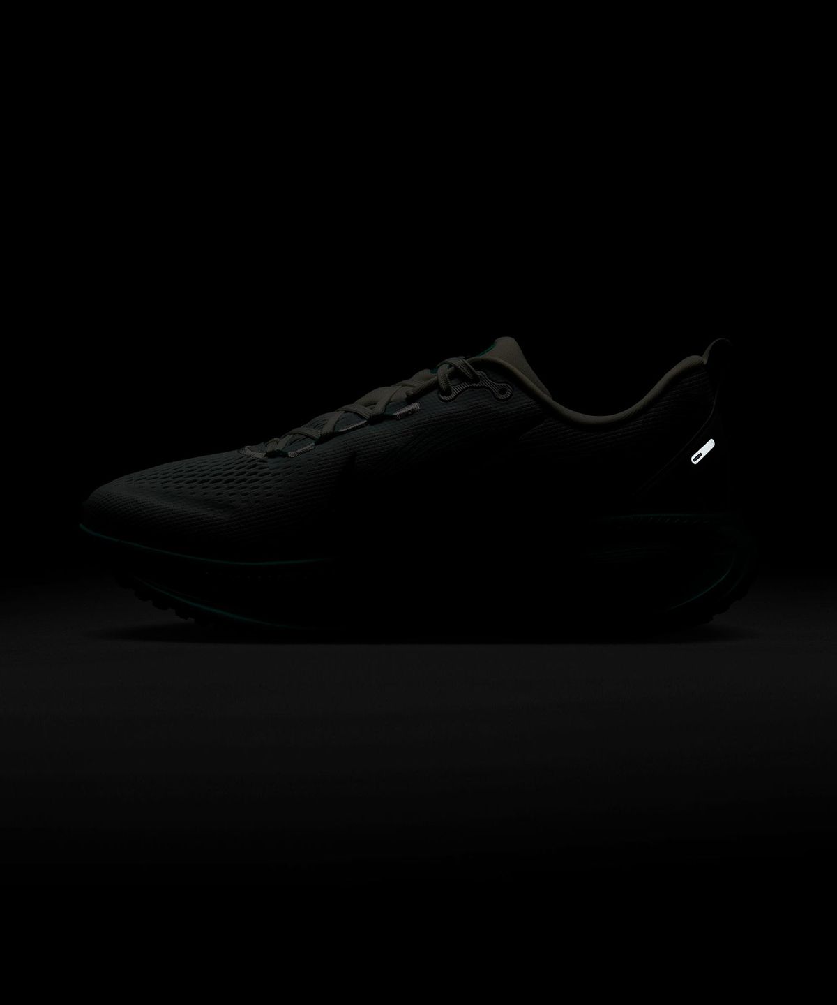나이키(NIKE) 보메로 18 M - 서밋 화이트:더스티 캑터스:지오드 틸:블랙 / HM6803-103