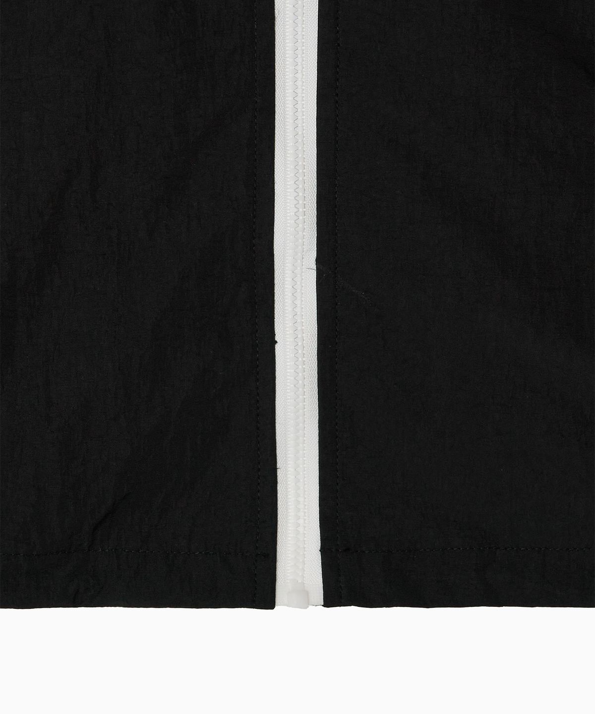 미나수(MENASOO) Highneck Hood Vest_Black