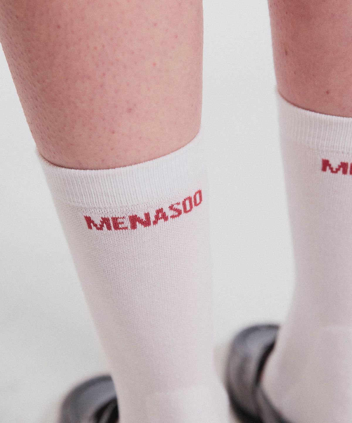 미나수(MENASOO) Menasoo Soft Runsocks_White