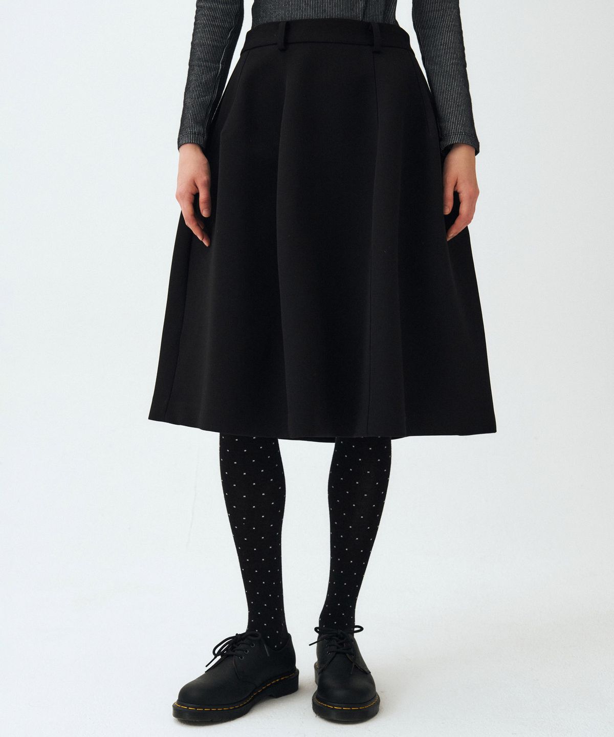 마이스(MAIS) BLACK UNEVEN MIDI SKIRT