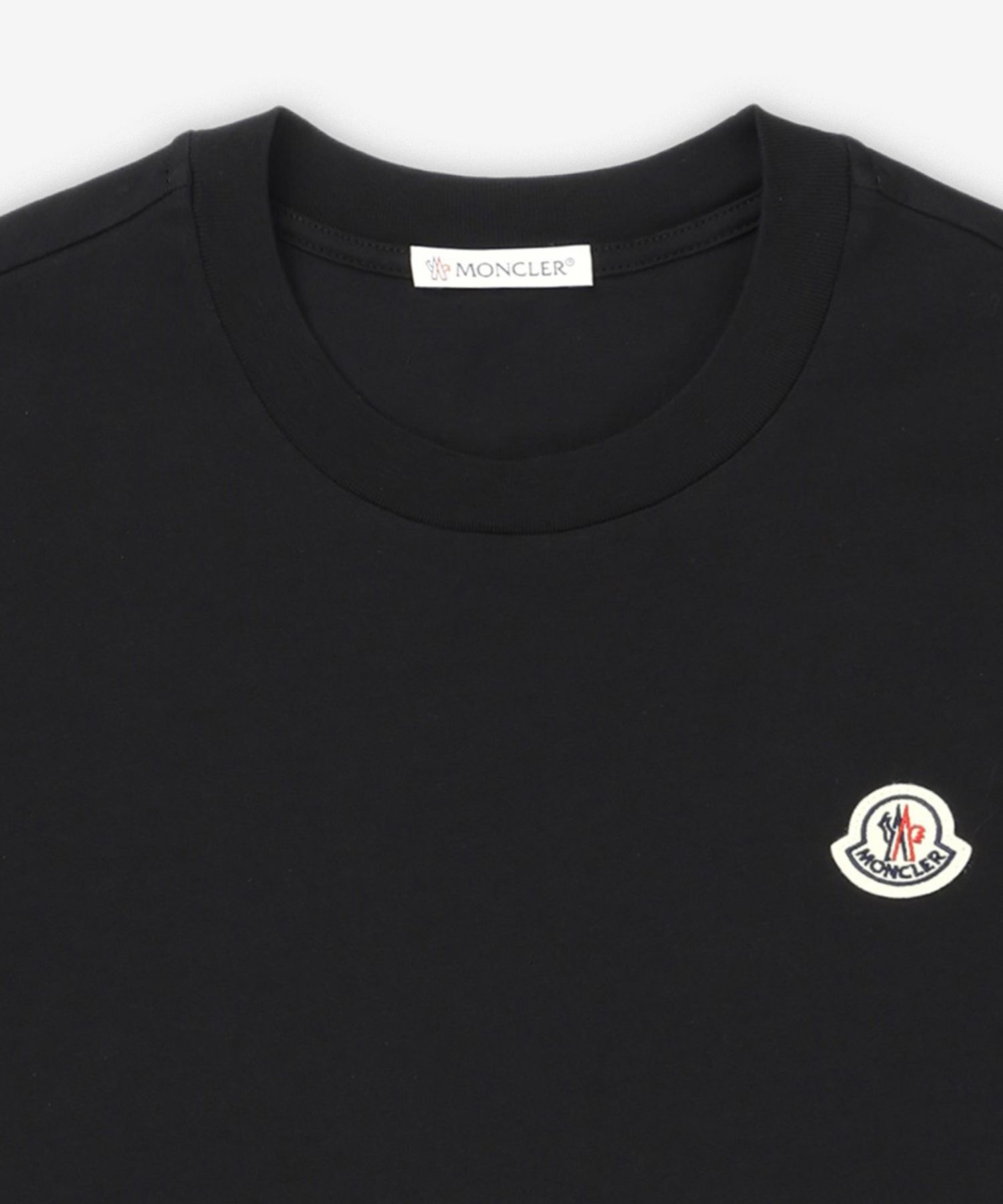☆【MONCLER】☆logo patch embroidered short sleeve te.e☆ Moncler logo-patch short-sleeve T-shirt | White | FARFETCH