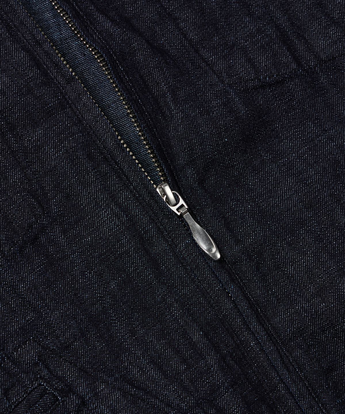 프리즘웍스(FRIZMWORKS) JW LINE SWING TOP _ INDIGO