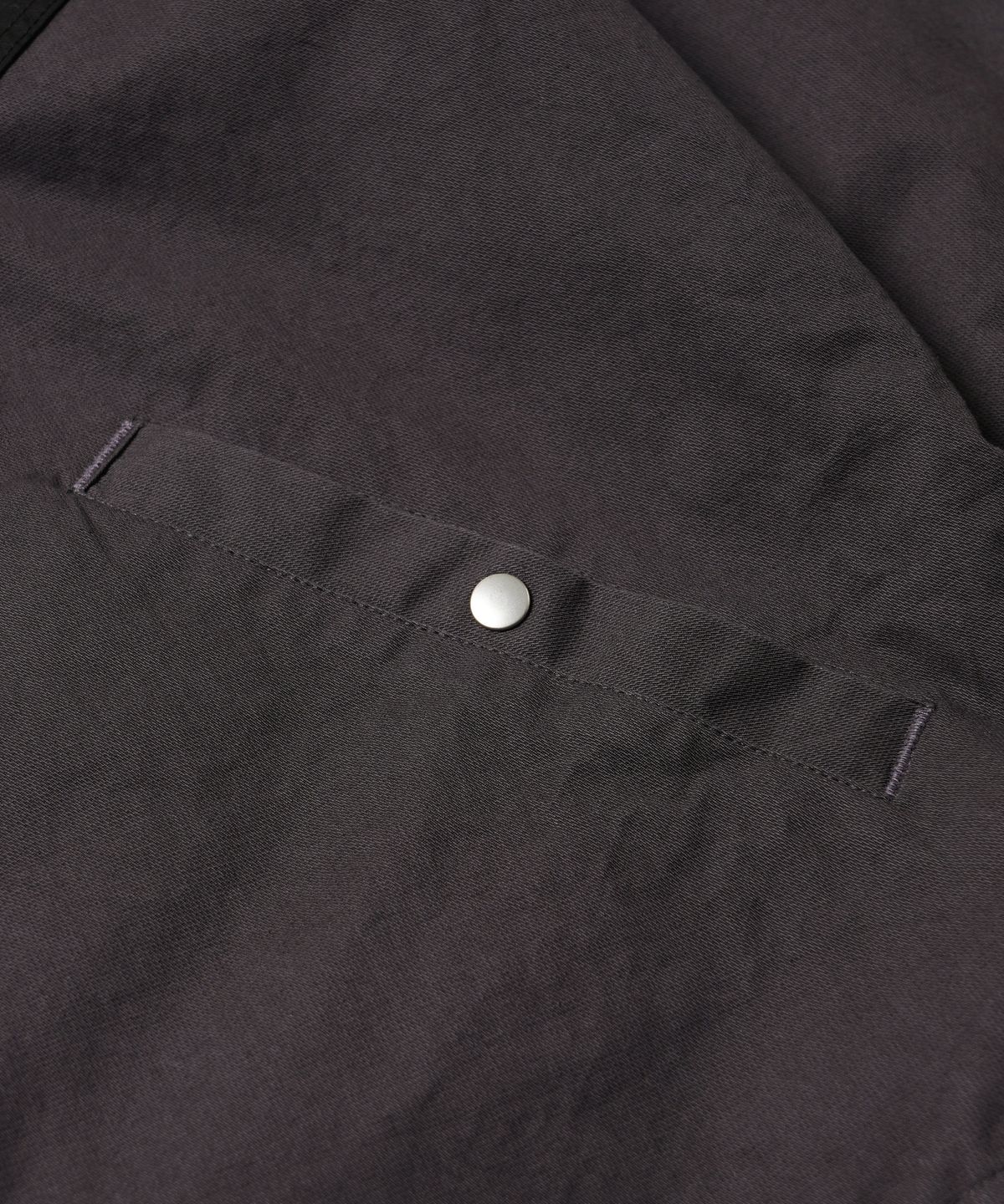 프리즘웍스(FRIZMWORKS) BARSTOW COACH JACKET _ CHARCOAL