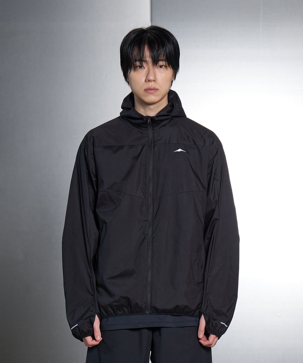 고요웨어(GOYOWEAR) 라이트 러닝 자켓 (블랙)