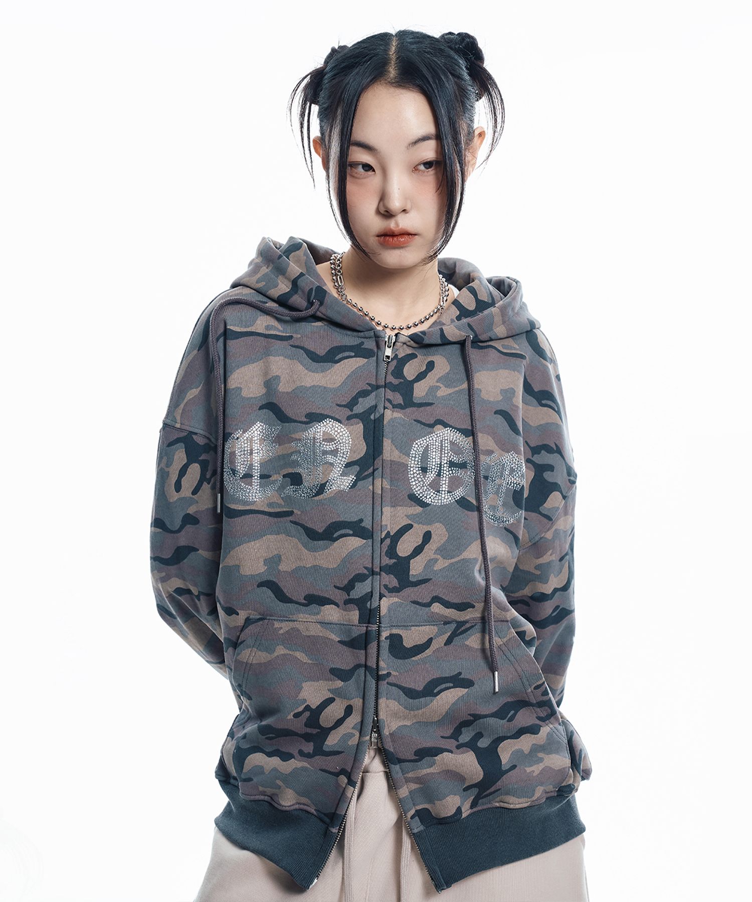 MUSINSA公式 | EASY NO EASY ラインストーンカモフードジップアップ