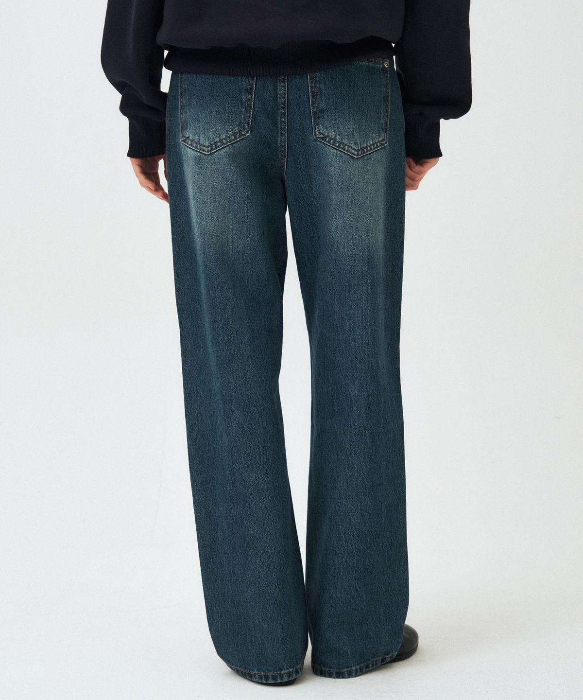 마이스(MAIS) BLUE WASHED SEMI WIDE JEANS