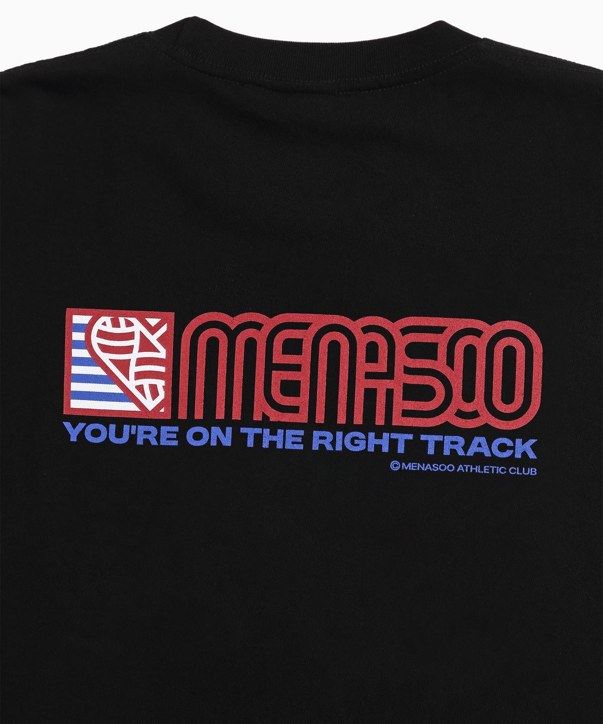 미나수(MENASOO) Squared Hearttrack Graphic T Shirt_Black