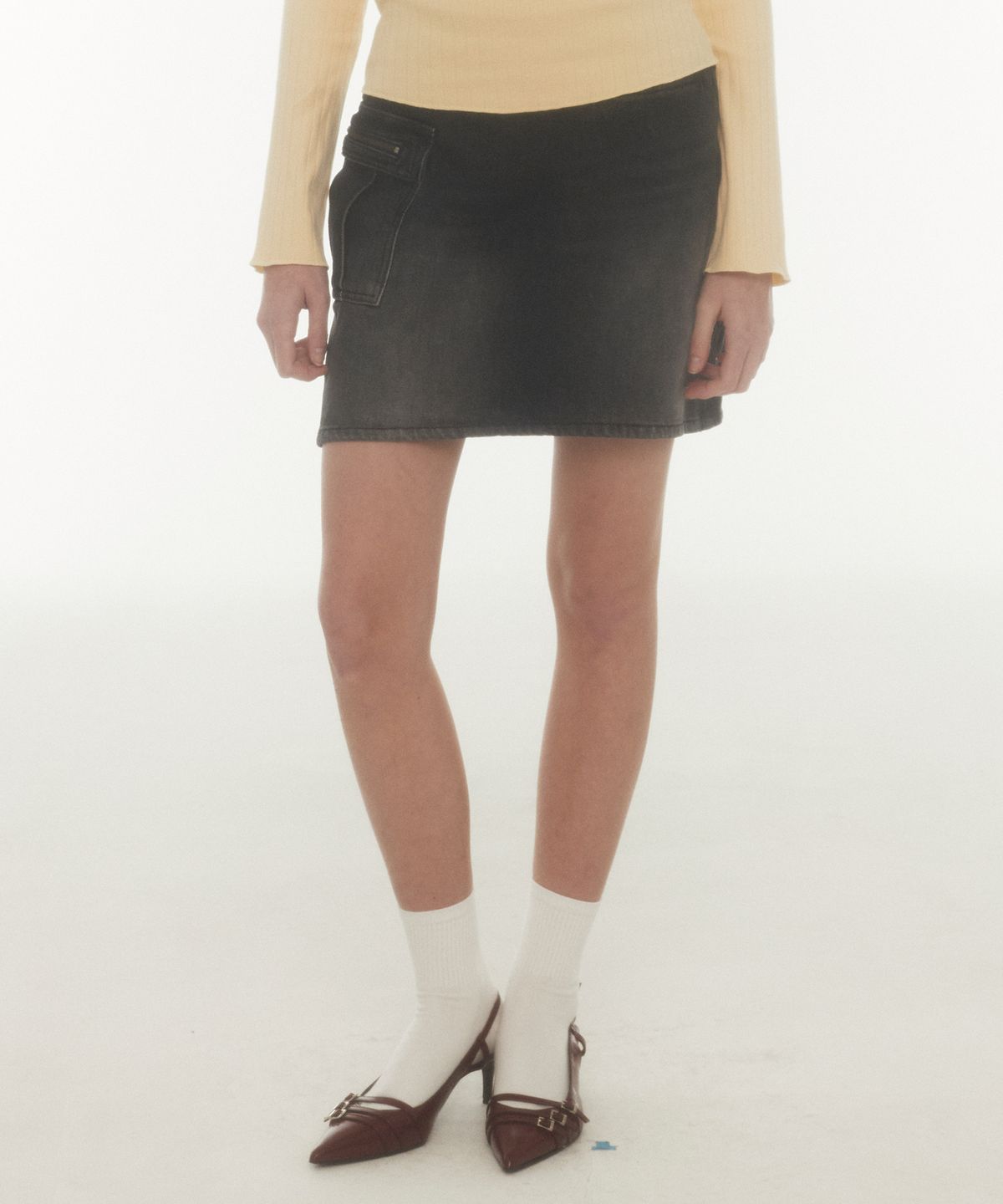 미드나잇 무브(MIDNIGHT MOVE) cargo skirt (black)