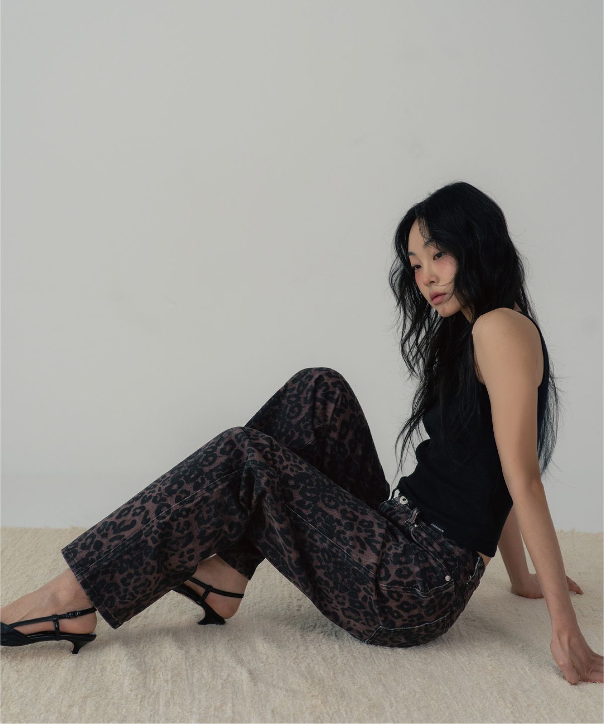 지제뮤지엄(ZIZEMUSEUM) LEOPARD WIDE PANTS  (WINE)