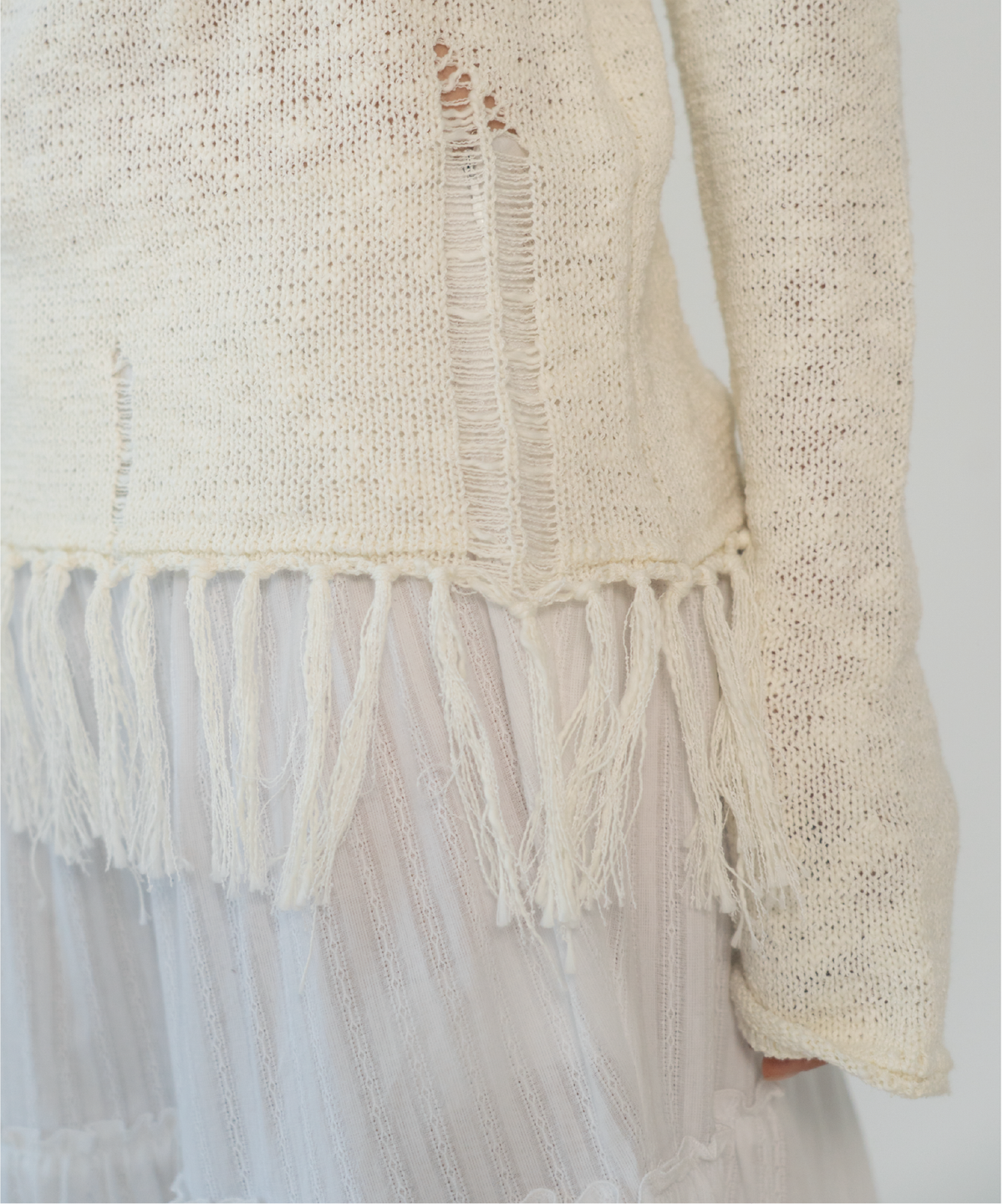 지제뮤지엄(ZIZEMUSEUM) VINTAGE FRINGE KNIT (IVORY)