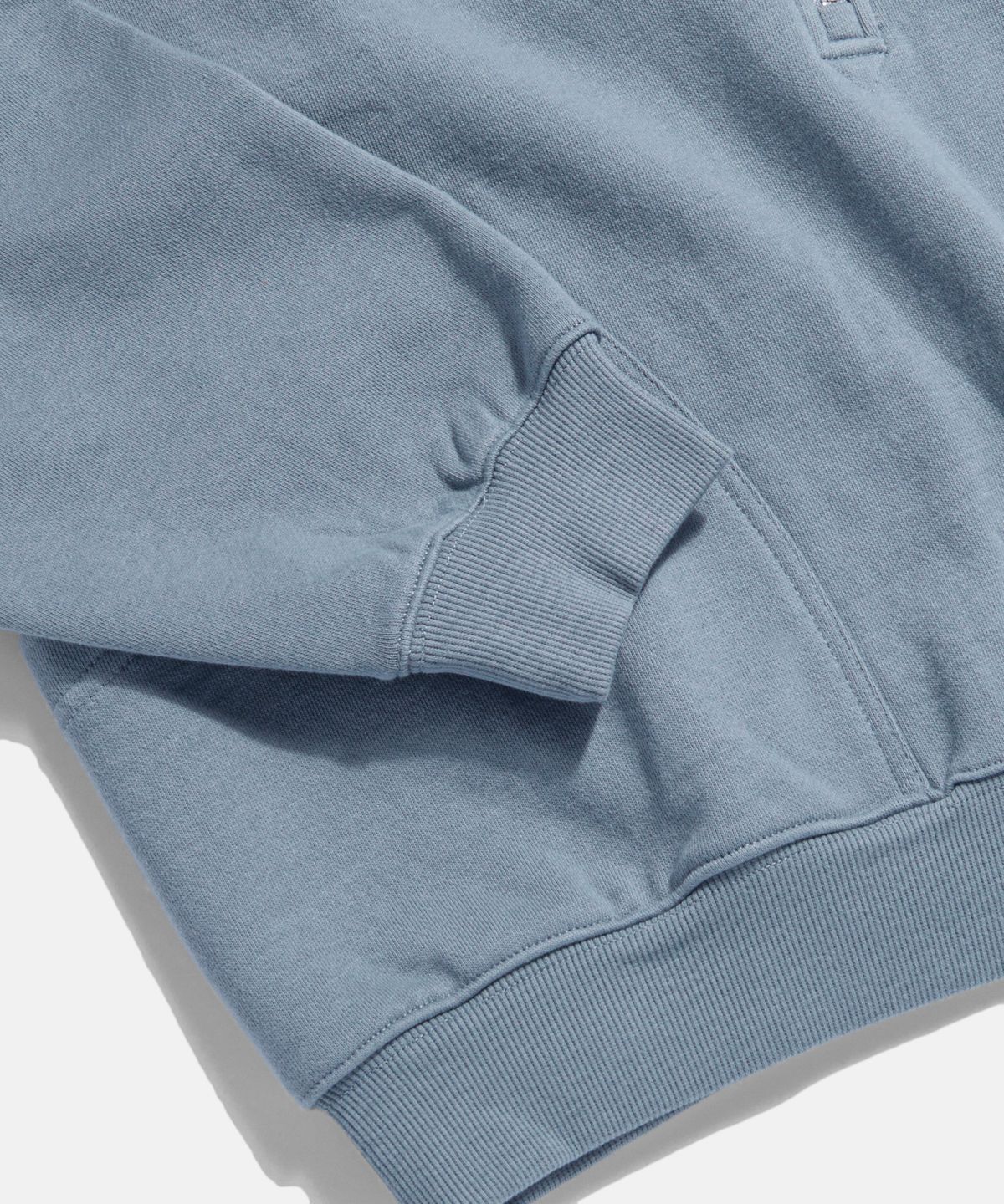 에스피오나지(ESPIONAGE) Ribbed Shoulder Sweat Anorak Misty Blue