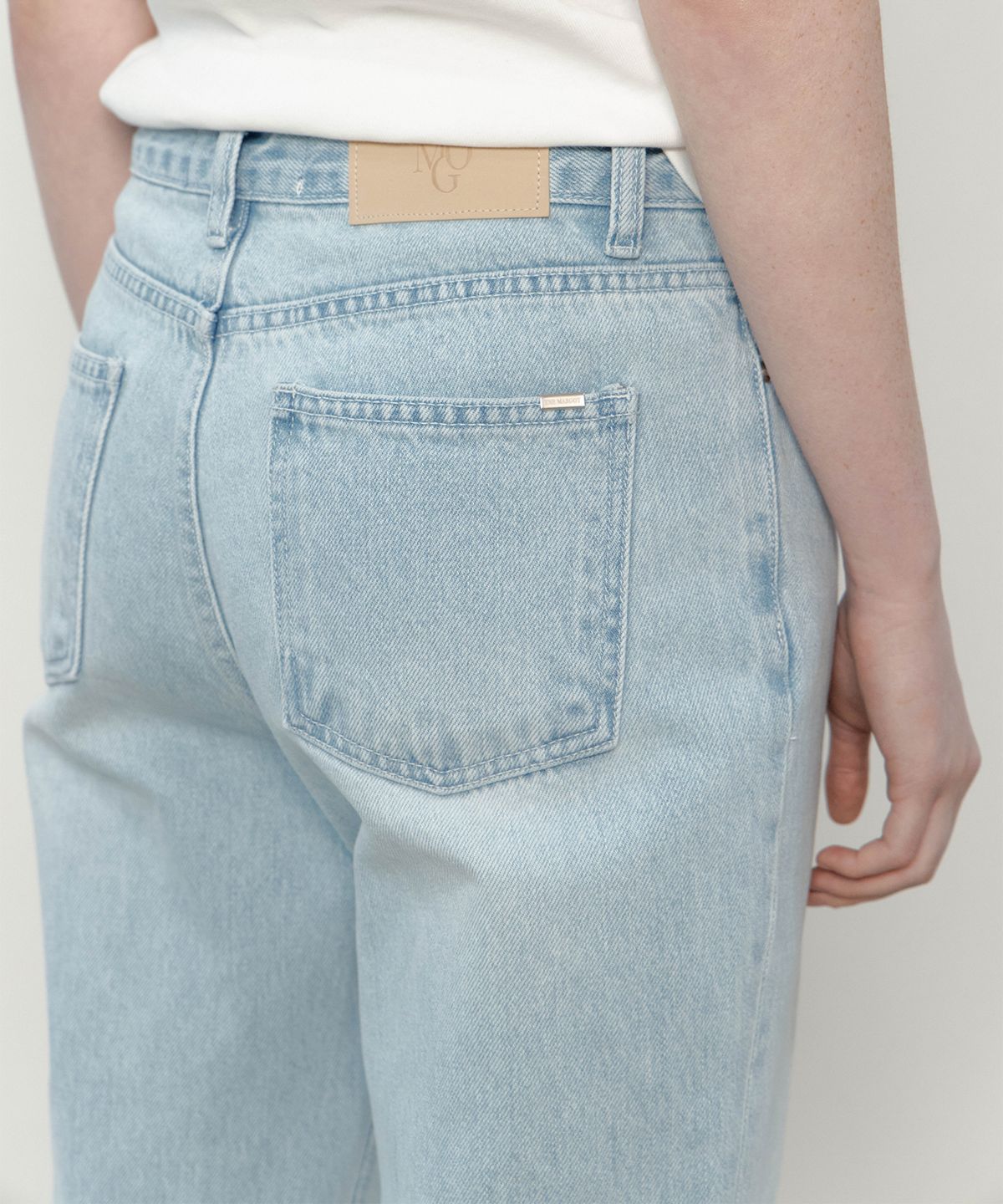 더마고(THEMARGOT) ROAD BOOTCUT DENIM (LIGHT BLUE)