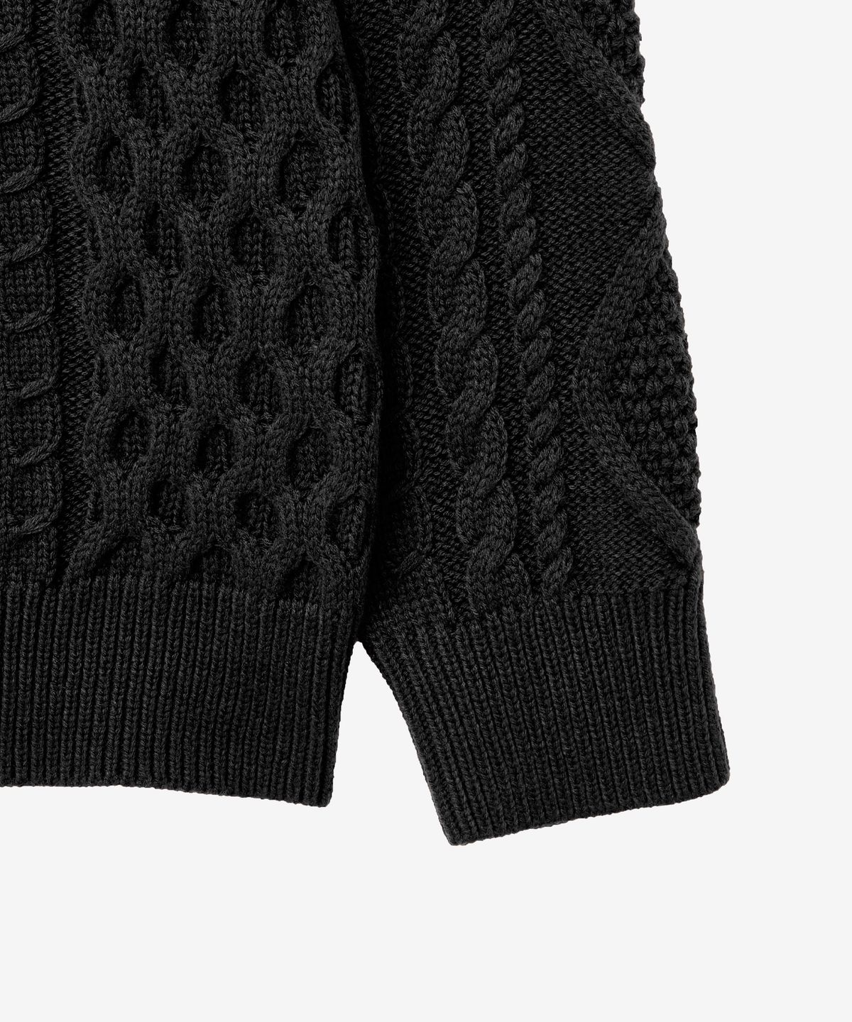 브이투(VTWO) 데일리 케이블 소프트 니트 (BLACK)