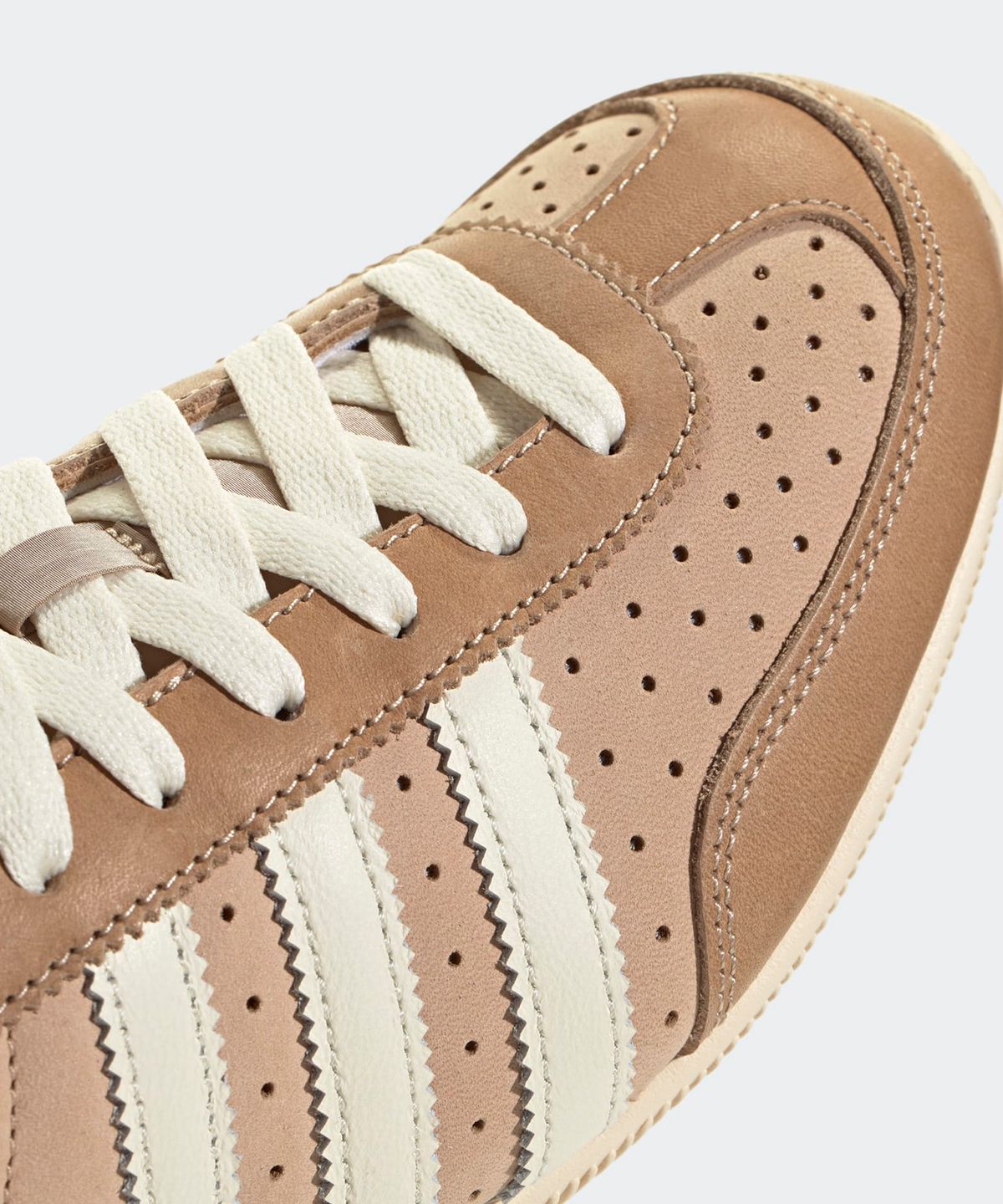 아디다스(ADIDAS) 재팬 - 웜샌드스톤 / JS0253