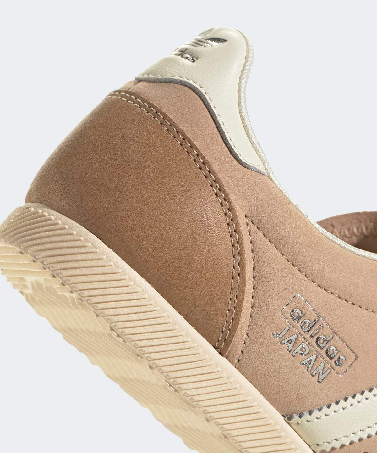 아디다스(ADIDAS) 재팬 - 웜샌드스톤 / JS0253