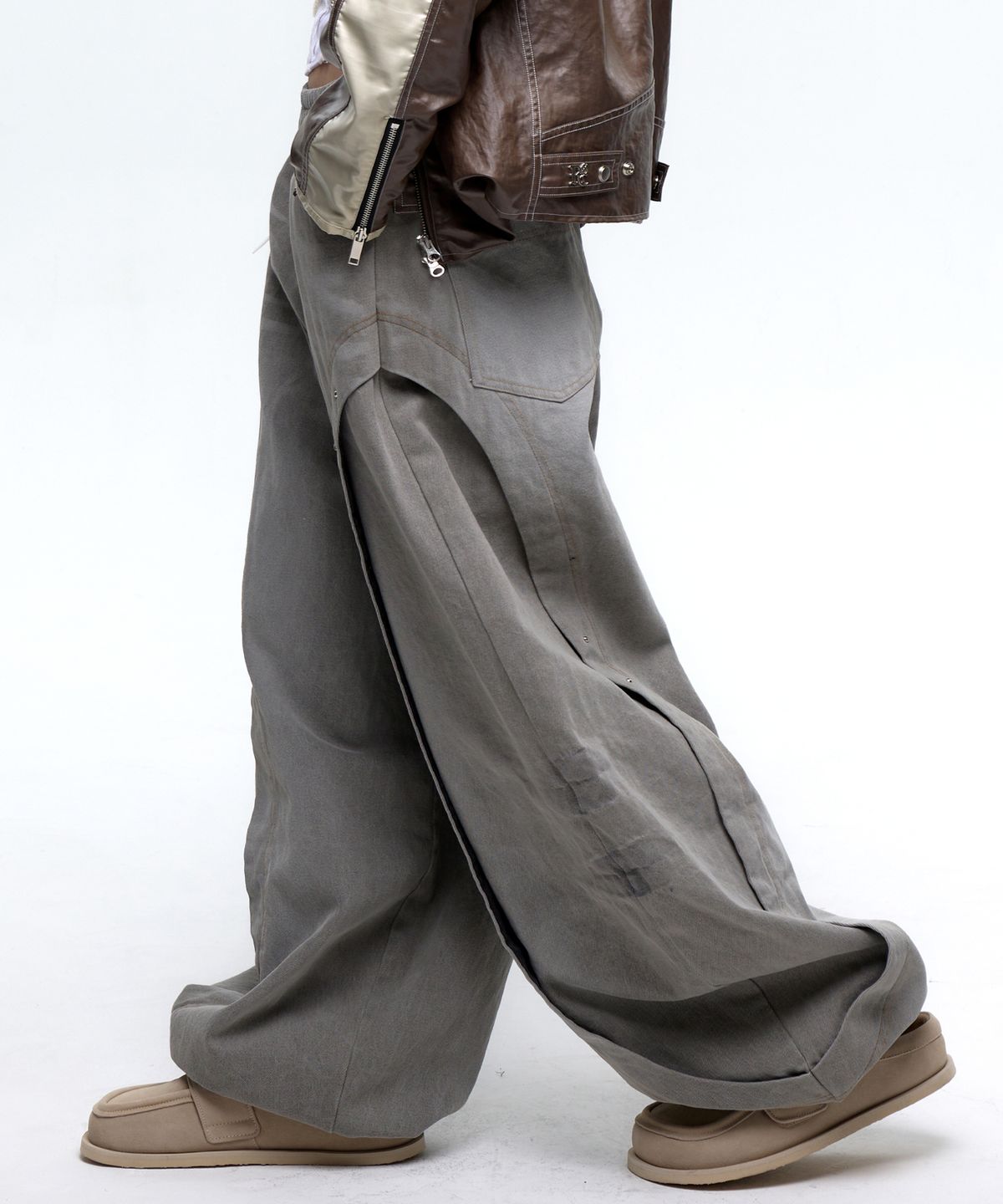 알에스에스씨(RSSC) CURVED INCISION BALLOON DENIM PANTS - GRAY