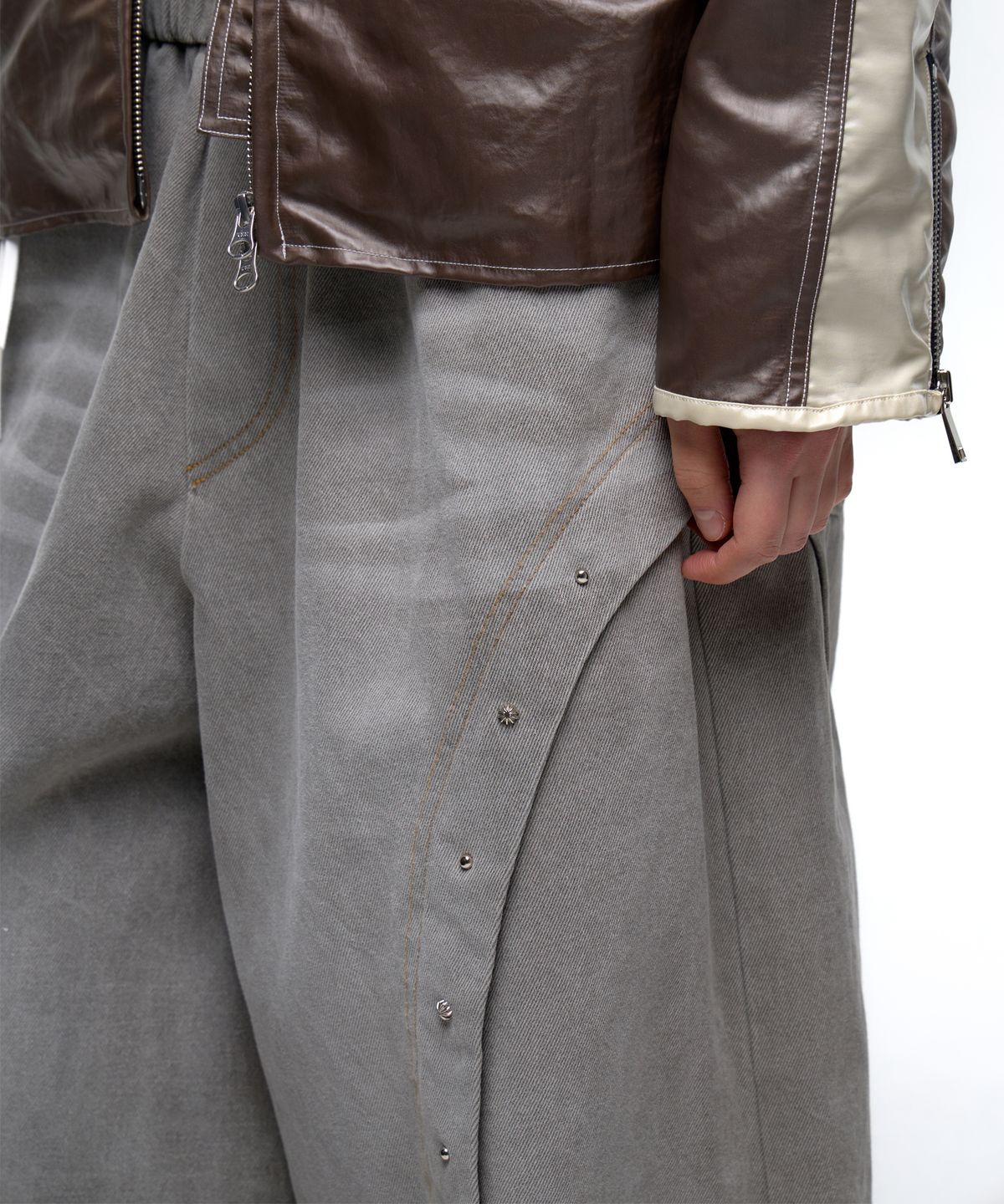 알에스에스씨(RSSC) CURVED INCISION BALLOON DENIM PANTS - GRAY