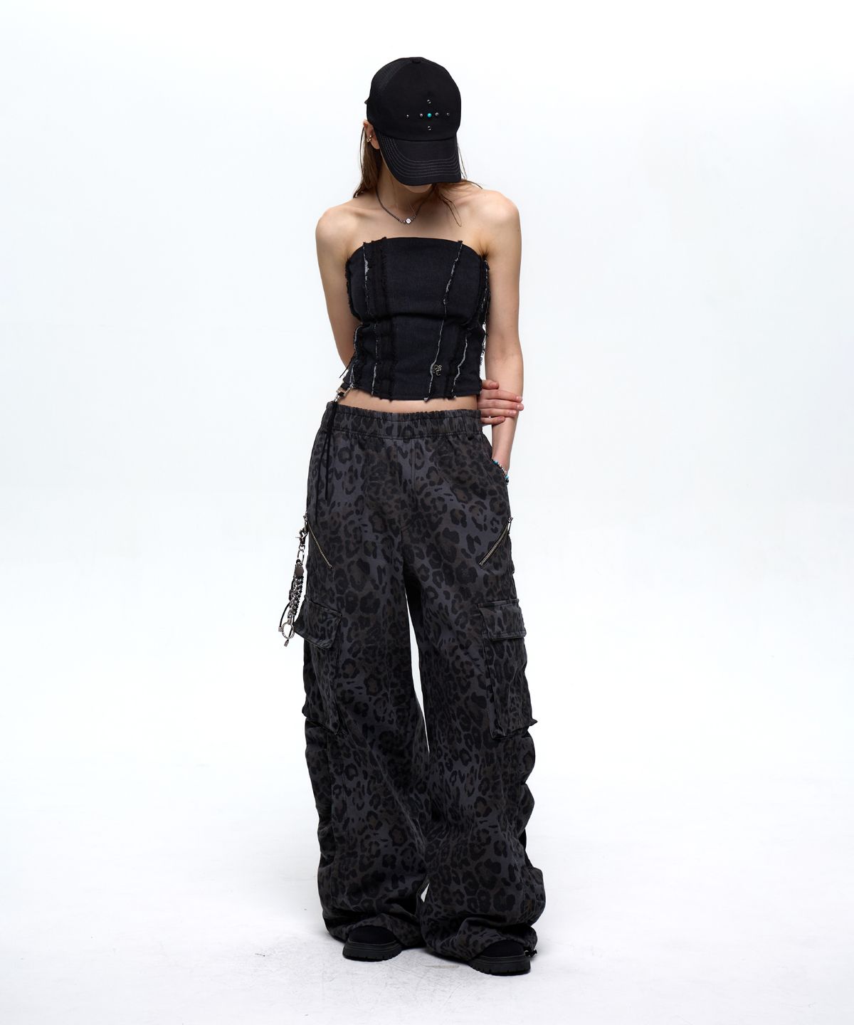 알에스에스씨(RSSC) WRINKLE MIXED LEOPARD CARGO PANTS - NAVY