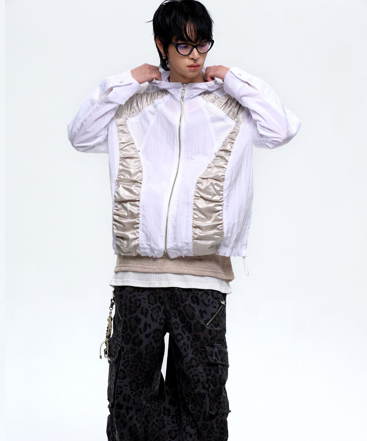 알에스에스씨(RSSC) CURVY INCISION WRINKLE WINDBREAKER - WHITE