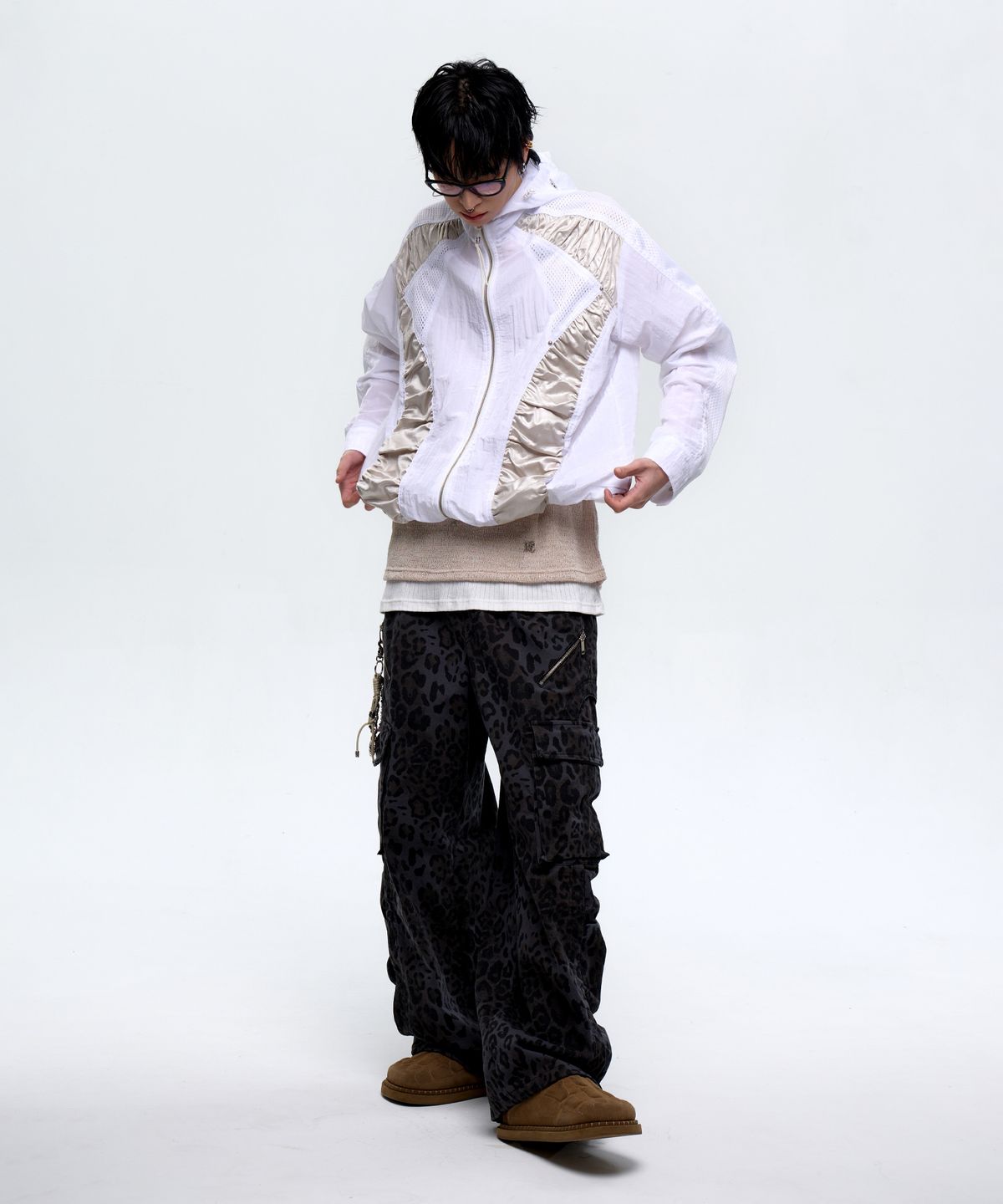알에스에스씨(RSSC) CURVY INCISION WRINKLE WINDBREAKER - WHITE
