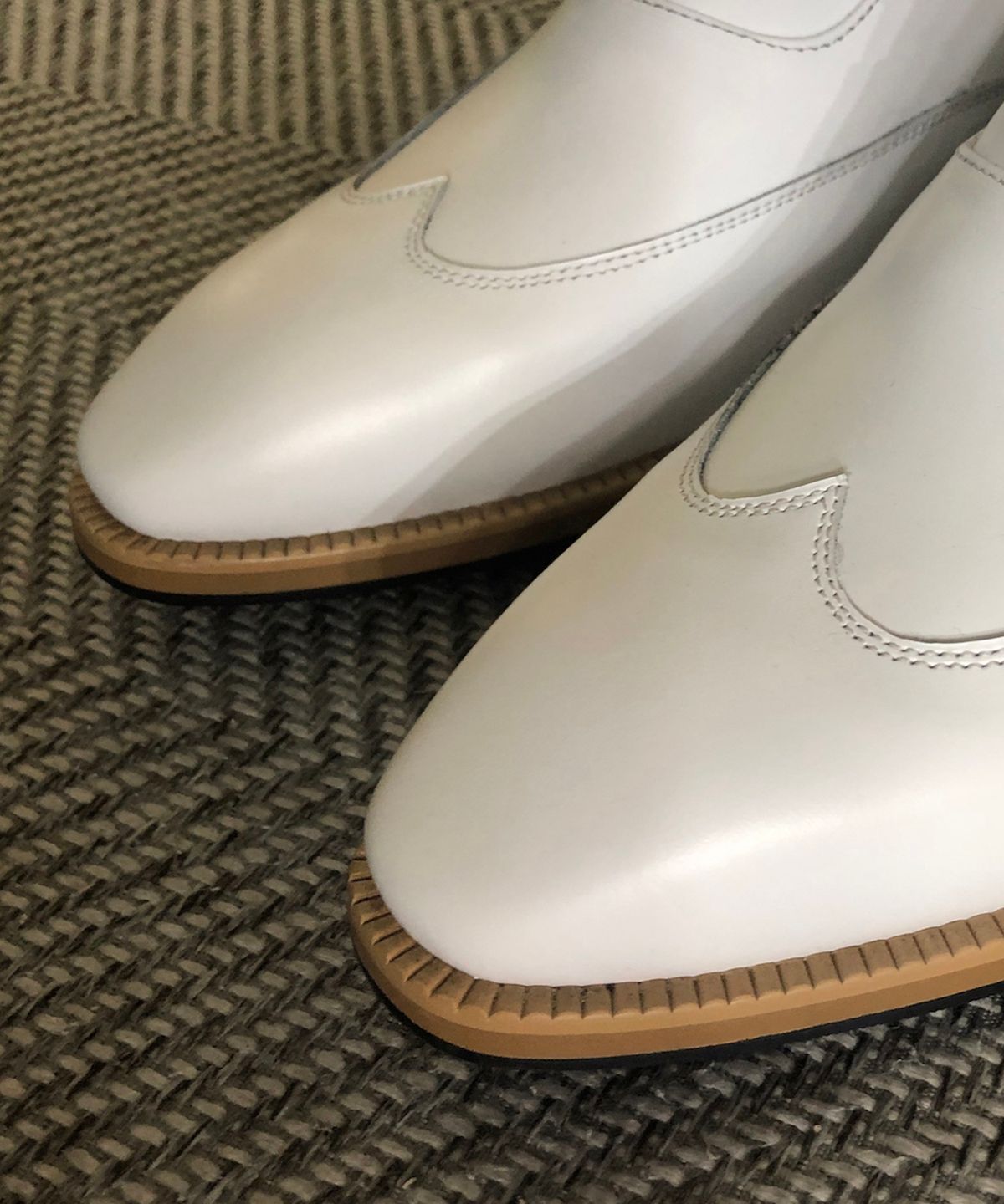 조앤슈(JOENSHOE) 디그니티 윙팁 옥스퍼드 클린화이트