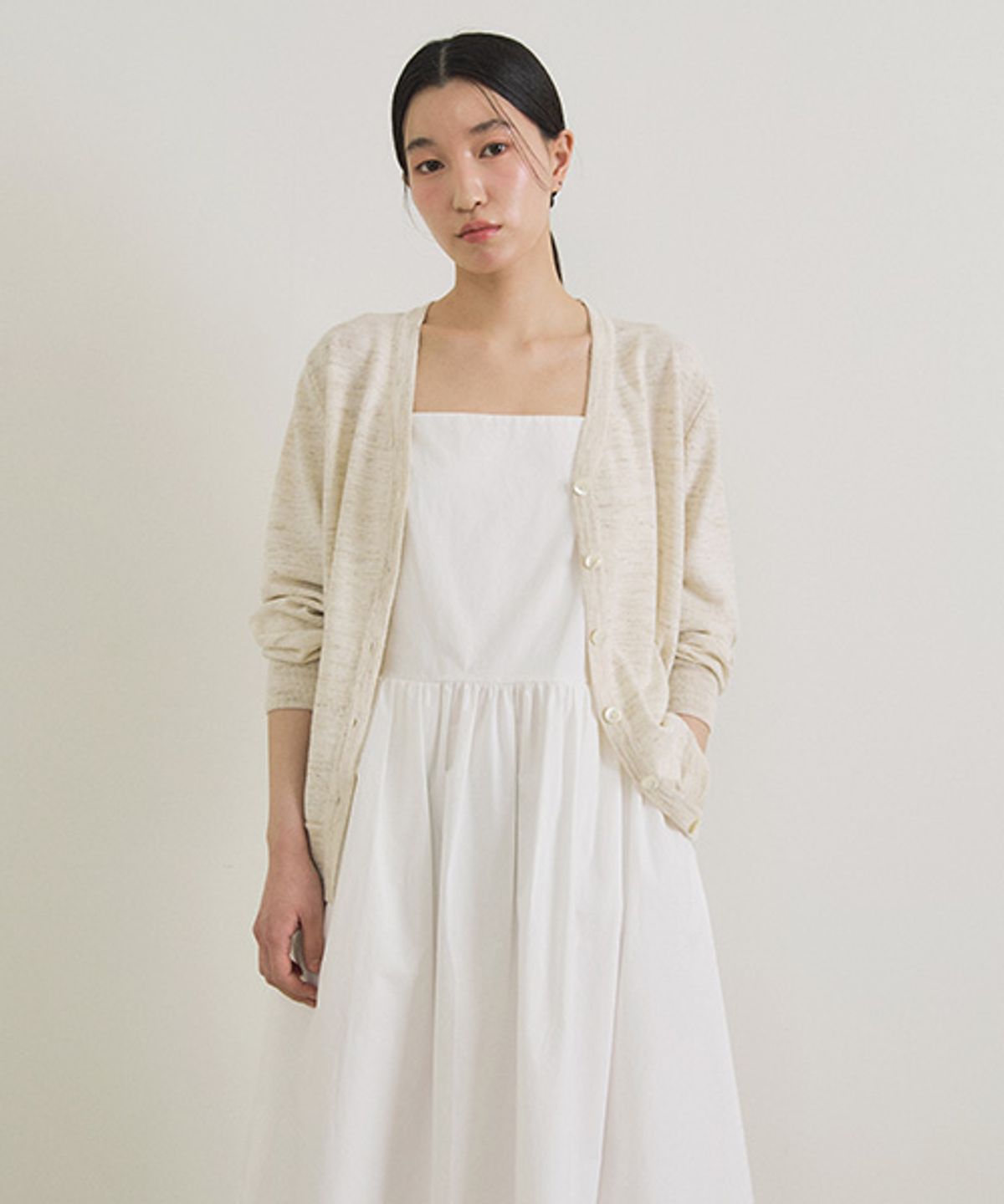링서울(LINGSEOUL) slub v-neck knit cardigan-oatmeal
