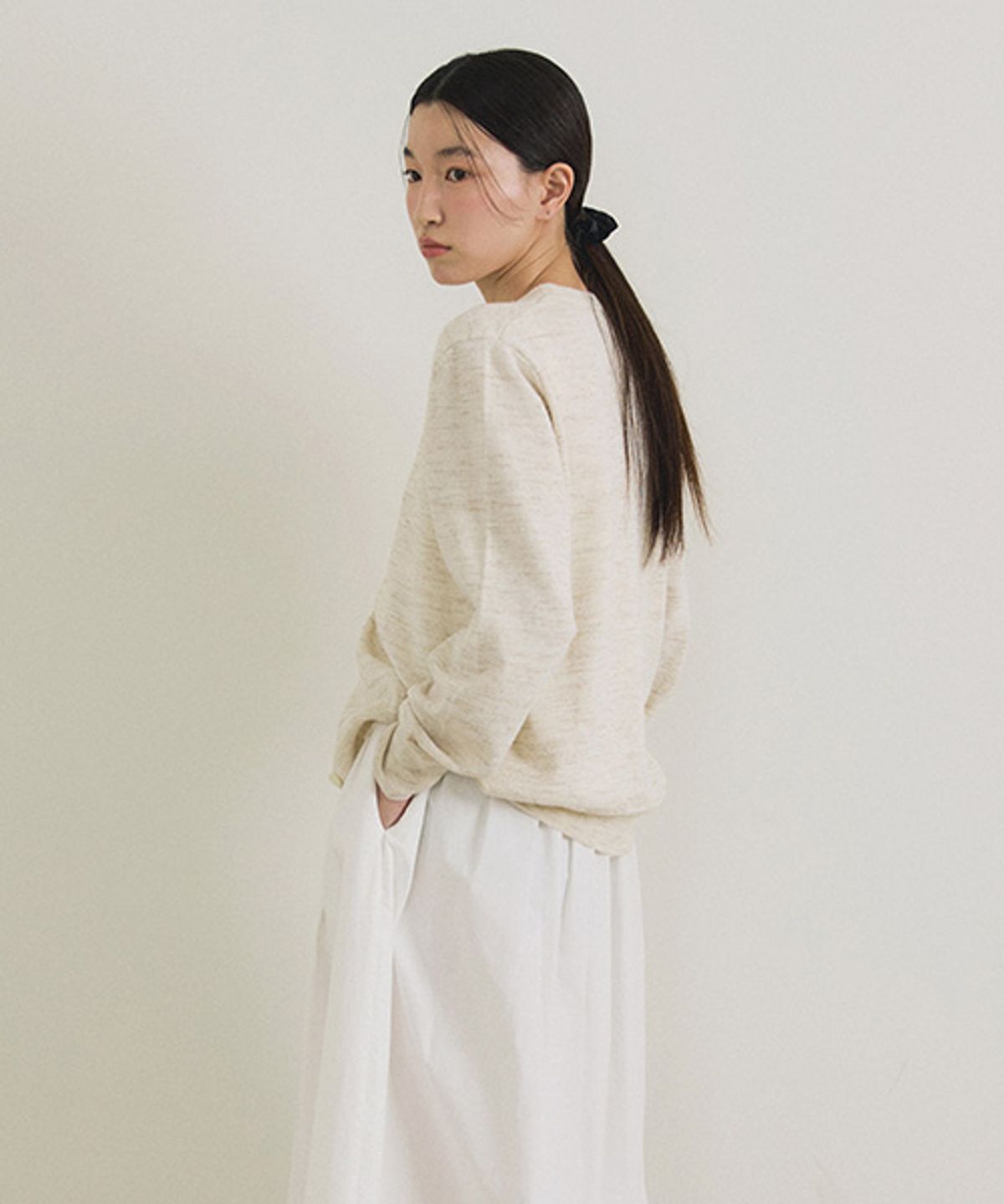 링서울(LINGSEOUL) slub v-neck knit cardigan-oatmeal