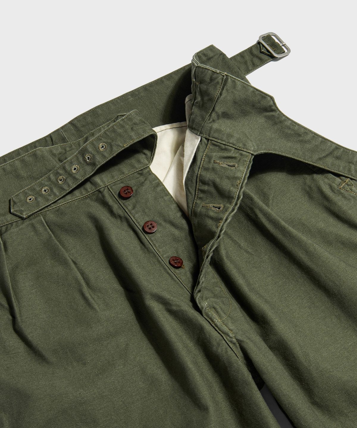 브론슨(BRONSON) British Army Gurkha Bermuda Pants Olive