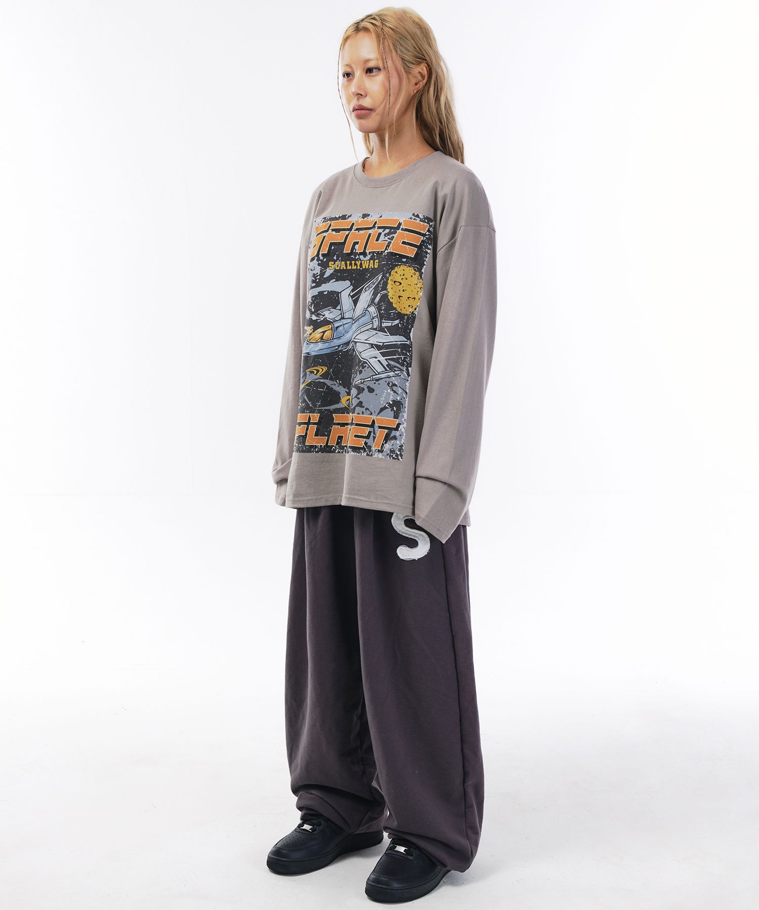 MUSINSA公式 | SCALLYWAG Logo Applique Sweatpants [Charcoal]