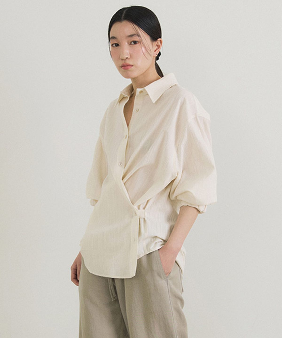 링서울(LINGSEOUL) stripe side button wrap shirt-cream