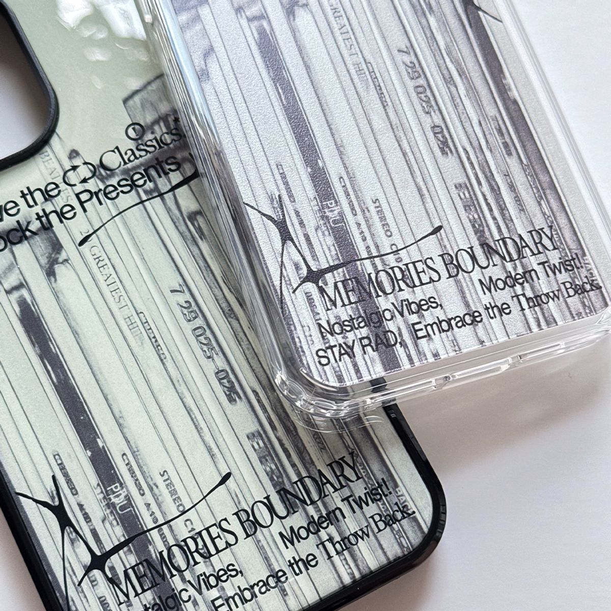 메모리즈바운더리(MEMORIESBOUNDARY) Nostalgic Vinyl Groove Phone Case (Epoxy)