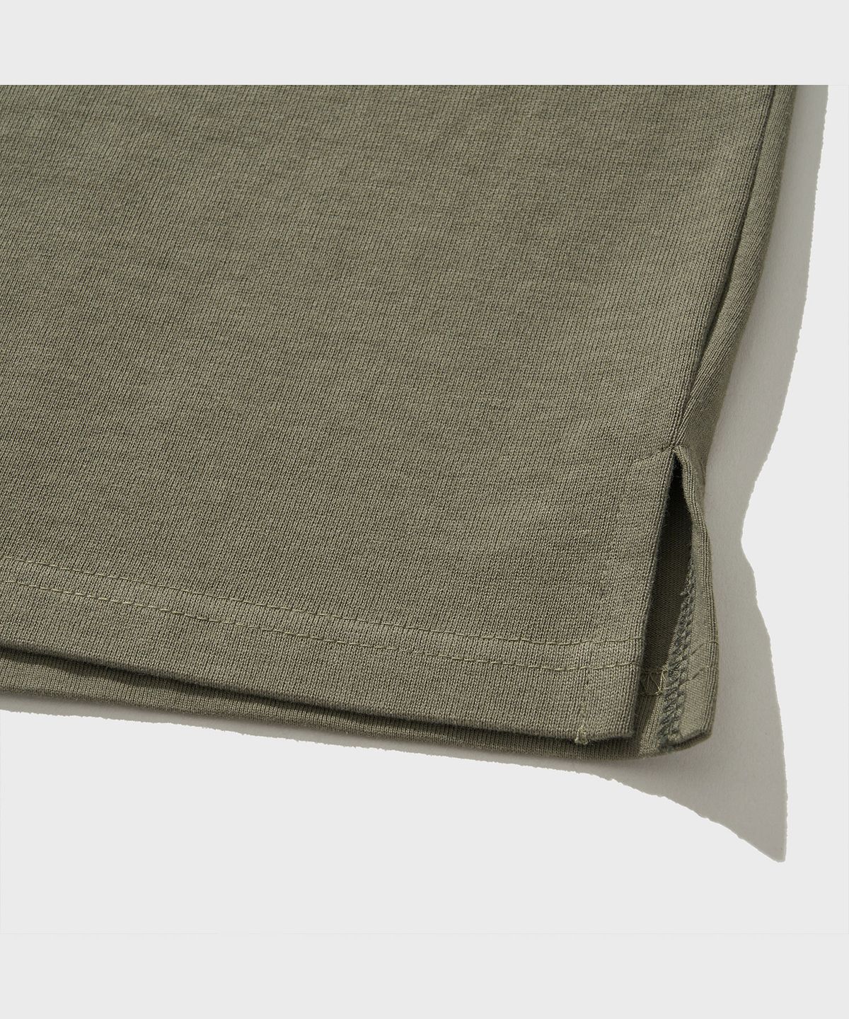 비디알(VDR) HENLY NECK T-SHIRT [Army Olive]